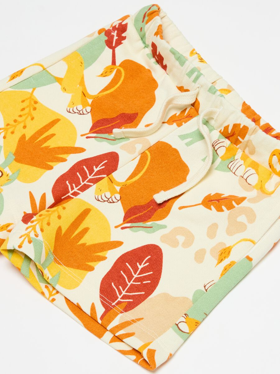 Cotton Bermuda shorts with The Lion King print_2