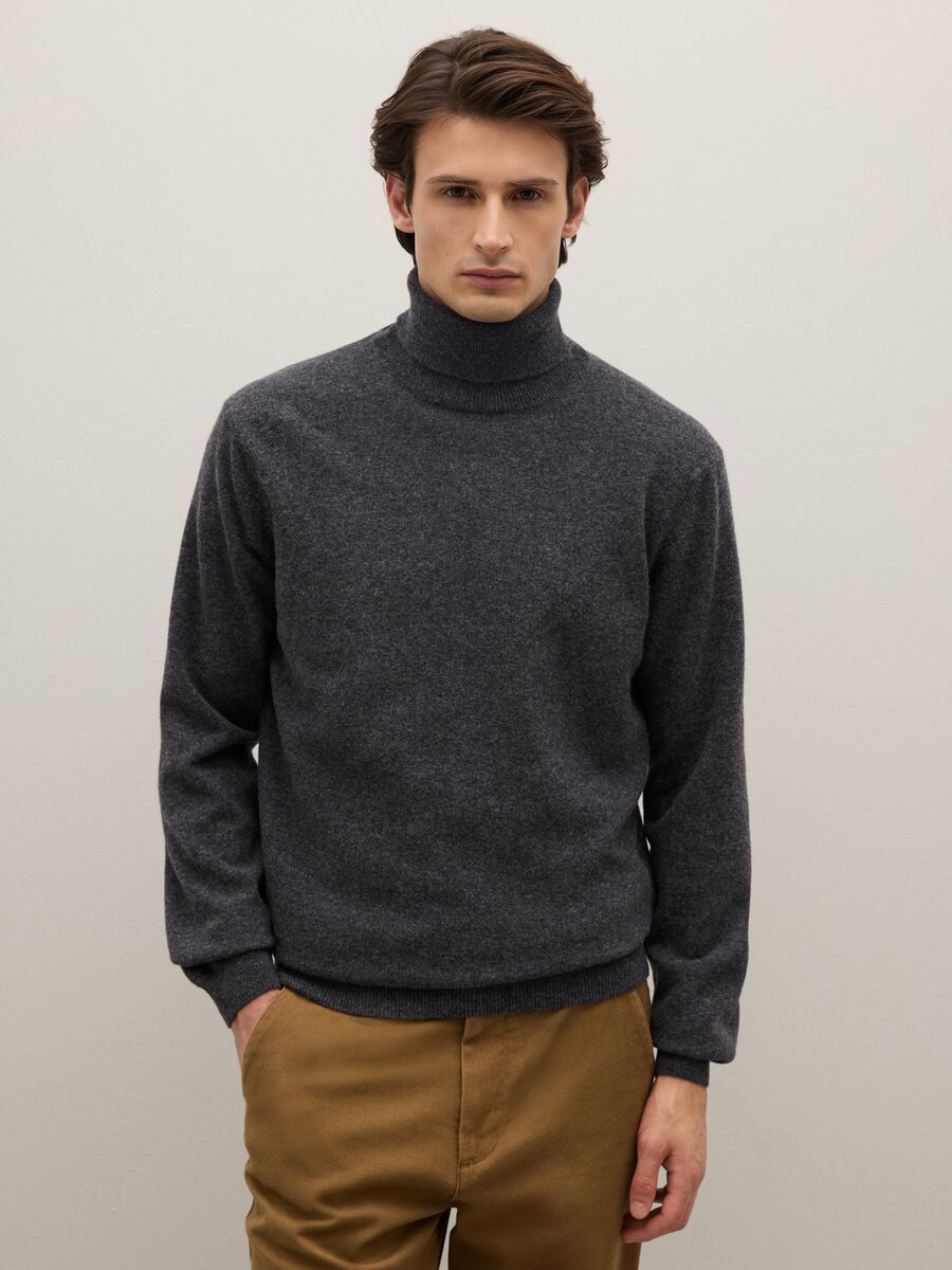 Grey high-neck lambswool turtleneck regular fit_0