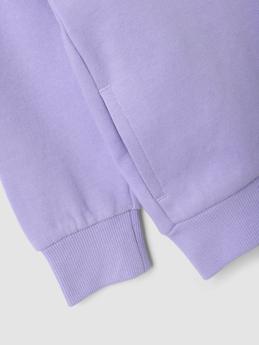 Purple organic cotton hooded sweatshirt with star, regular fit for baby girl_2