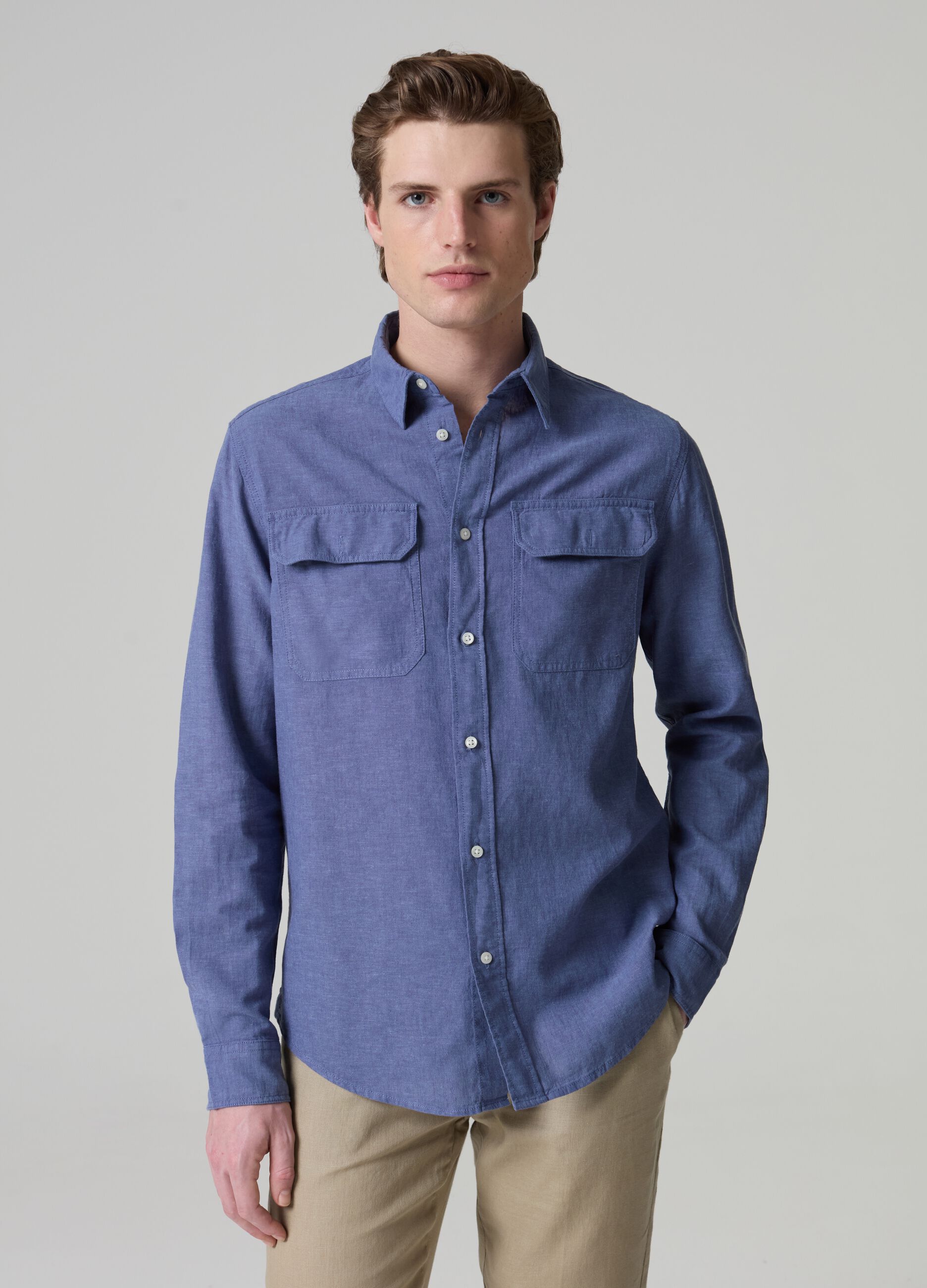 Camisa de lino y algodón con bolsillos