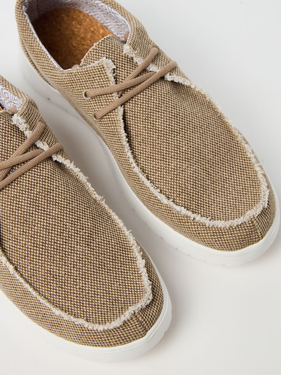 Lace-up shoe in canvas_0