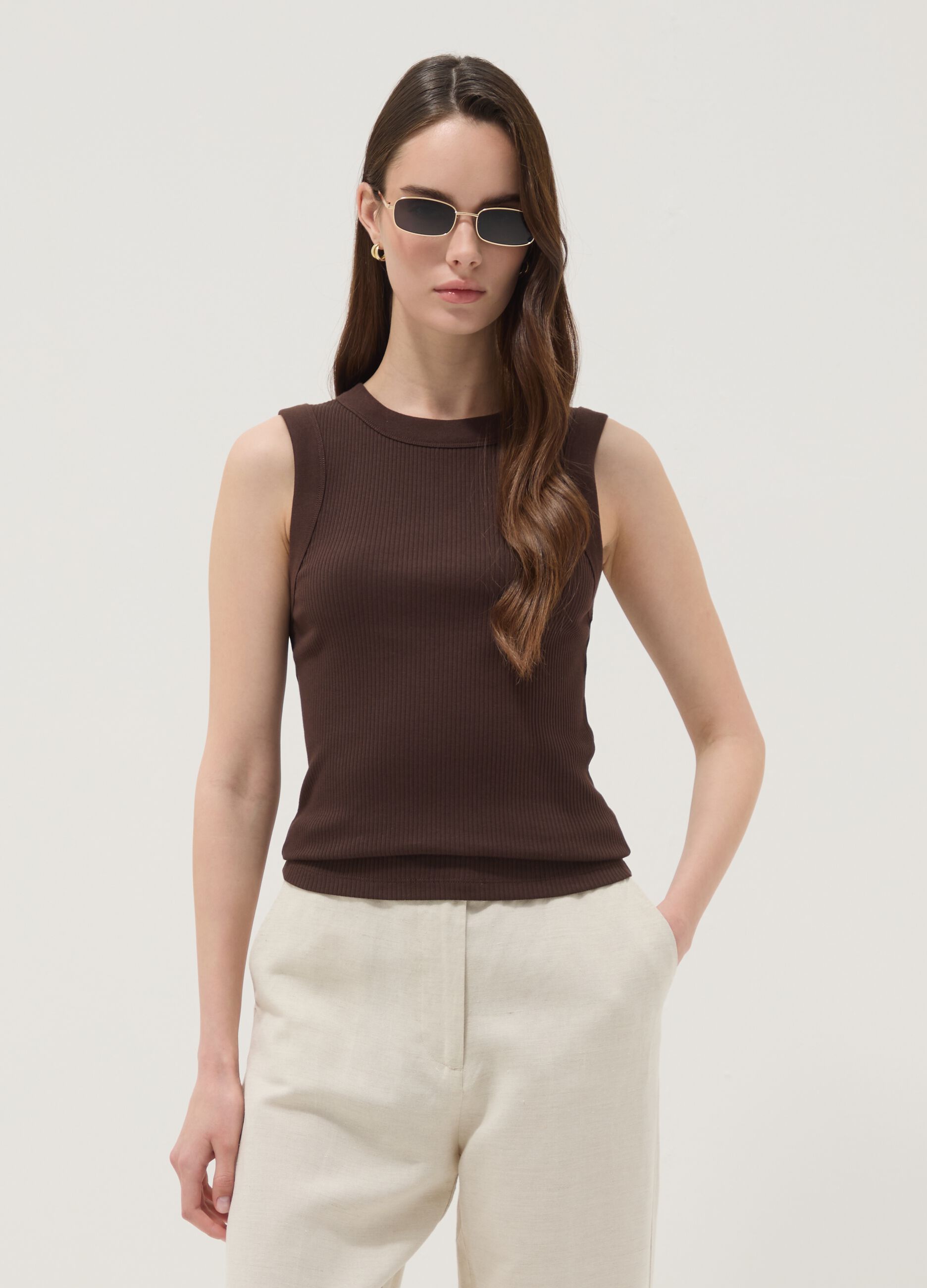 D&eacute;bardeur marron ajust&eacute; en coton stretch c&ocirc;tel&eacute;