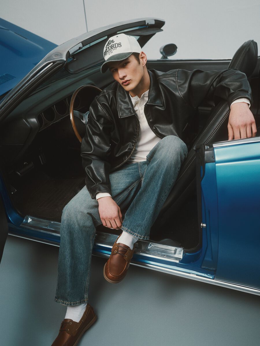 Brown padded oversized jacket with zip_1