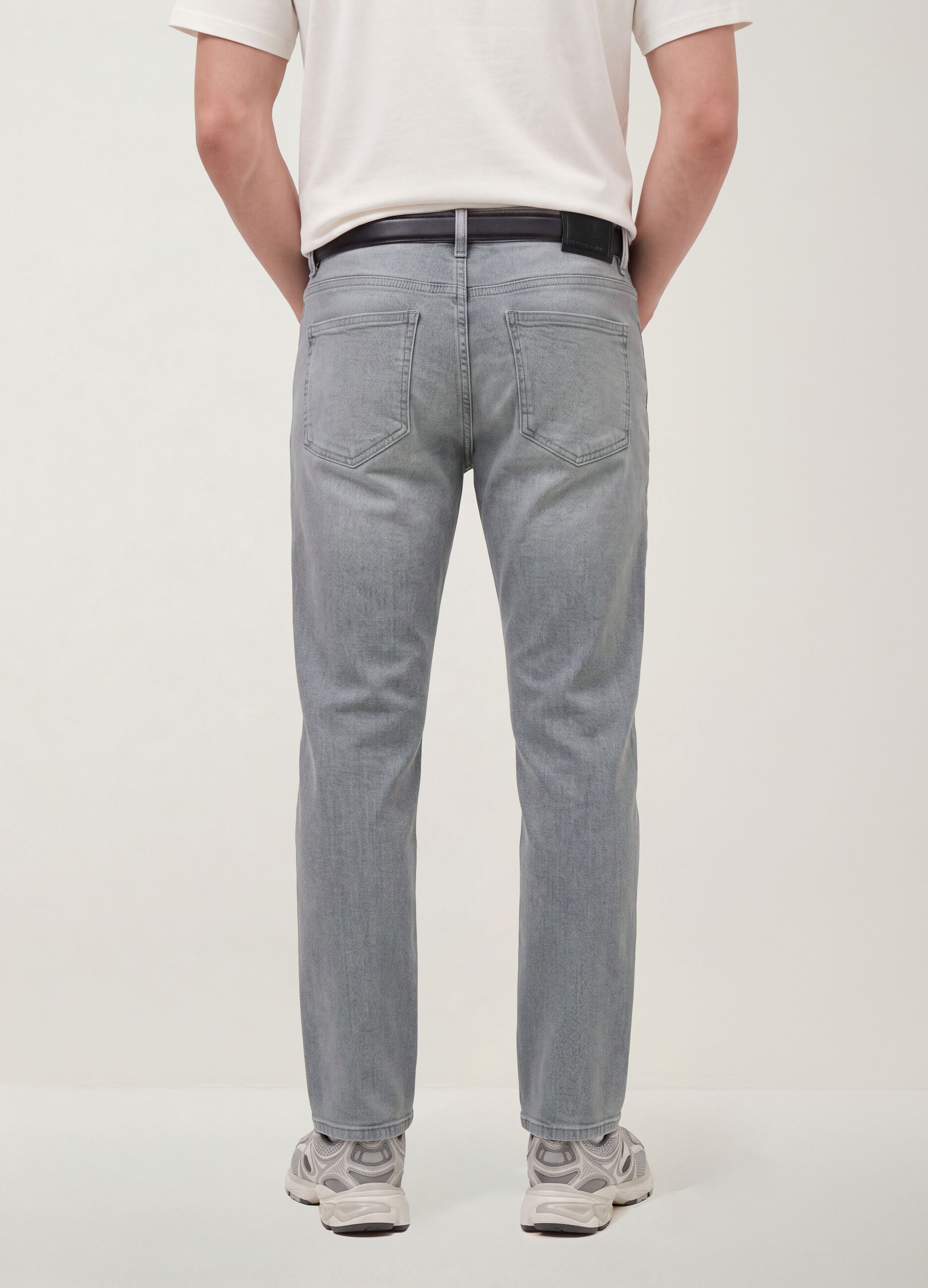 Graue Jeans aus Stretch-Baumwolle