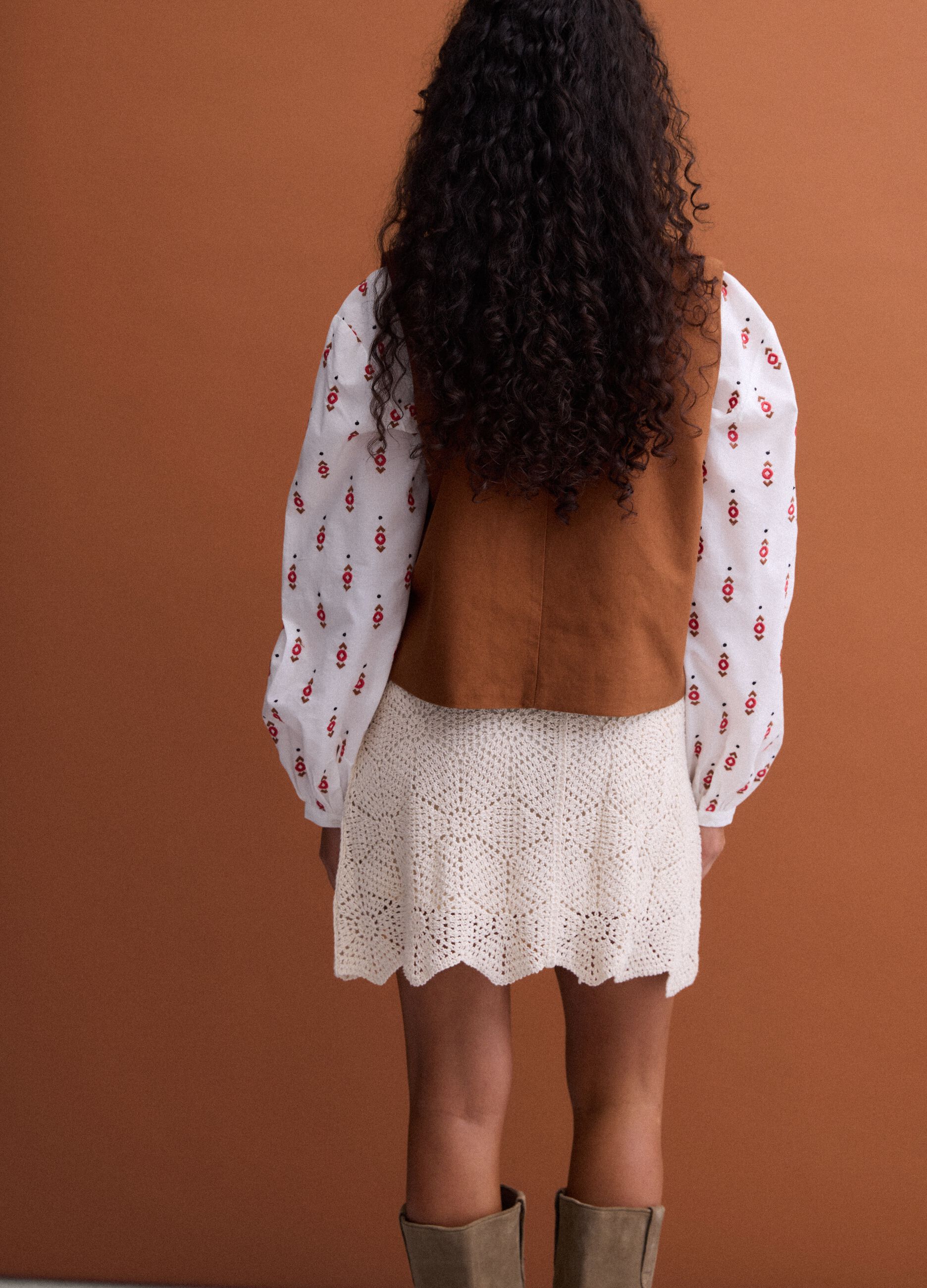 Brown linen and lyocell-blend gilet with applied embroidery