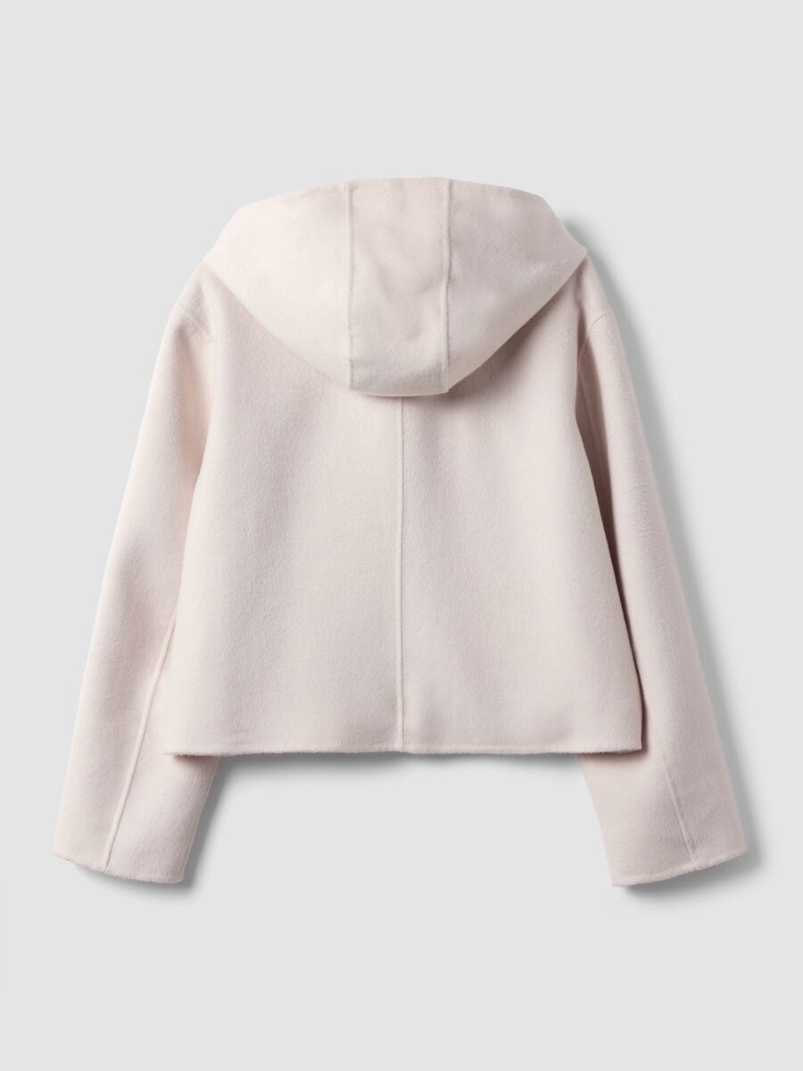 Short white wool-blend coat with hood, regular fit_6