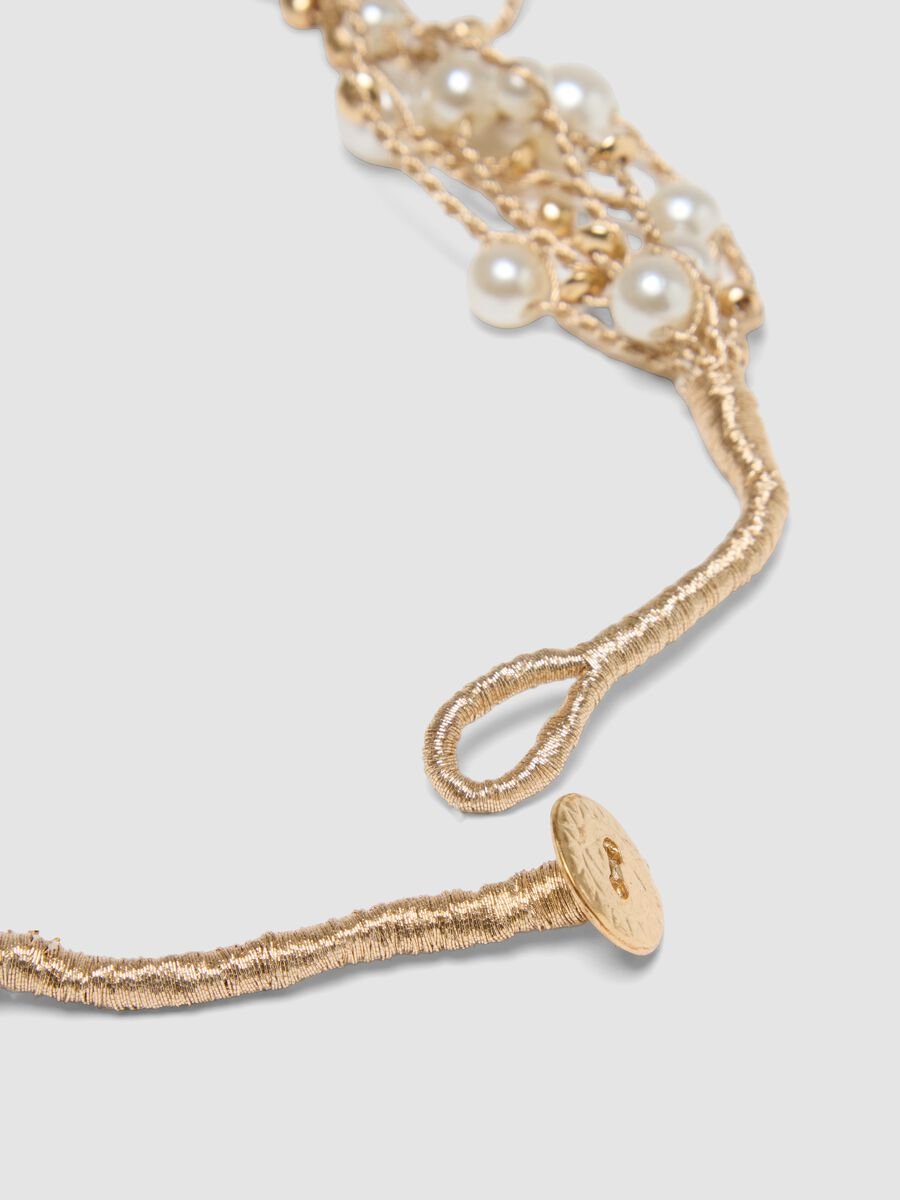 Beige Necklace with Pearls and Braided Threads_2