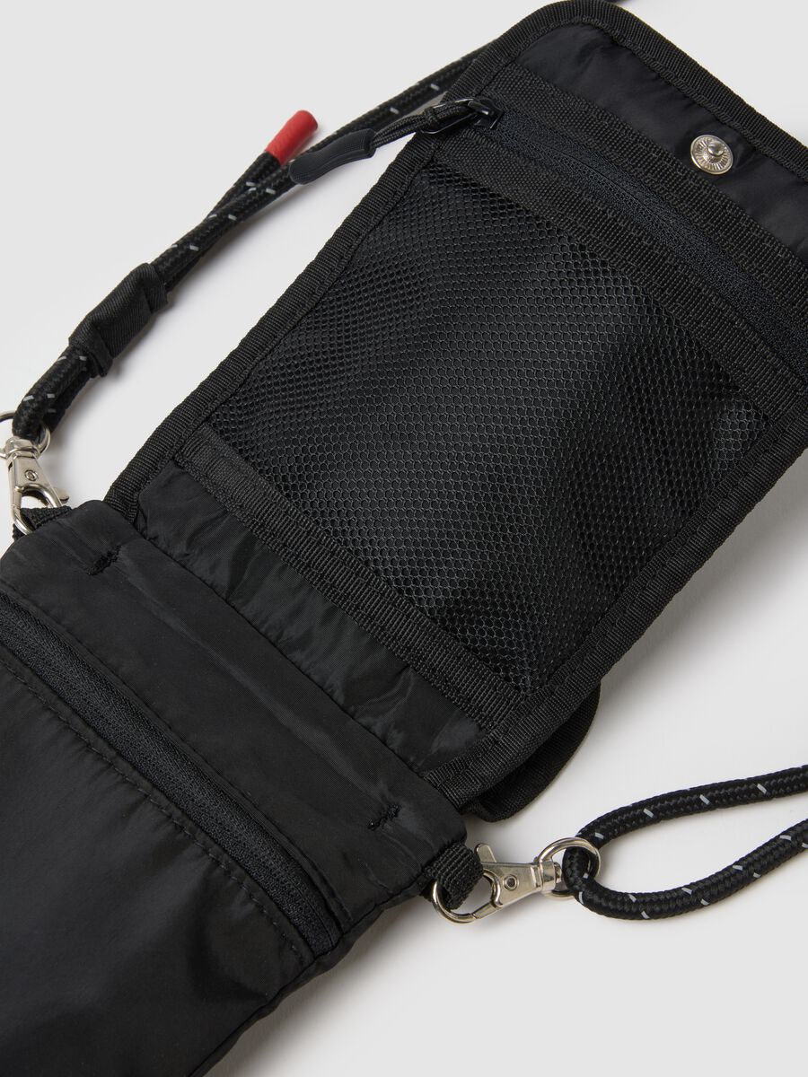 &Mu;&alpha;ύ&rho;&eta; &pi;&rho;&alpha;&kappa;&tau;&iota;&kappa;ή &tau;&sigma;ά&nu;&tau;&alpha; &mu;&epsilon; &lambda;&omicron;&upsilon;&rho;ά&kappa;&iota; ώ&mu;&omicron;&upsilon;_2