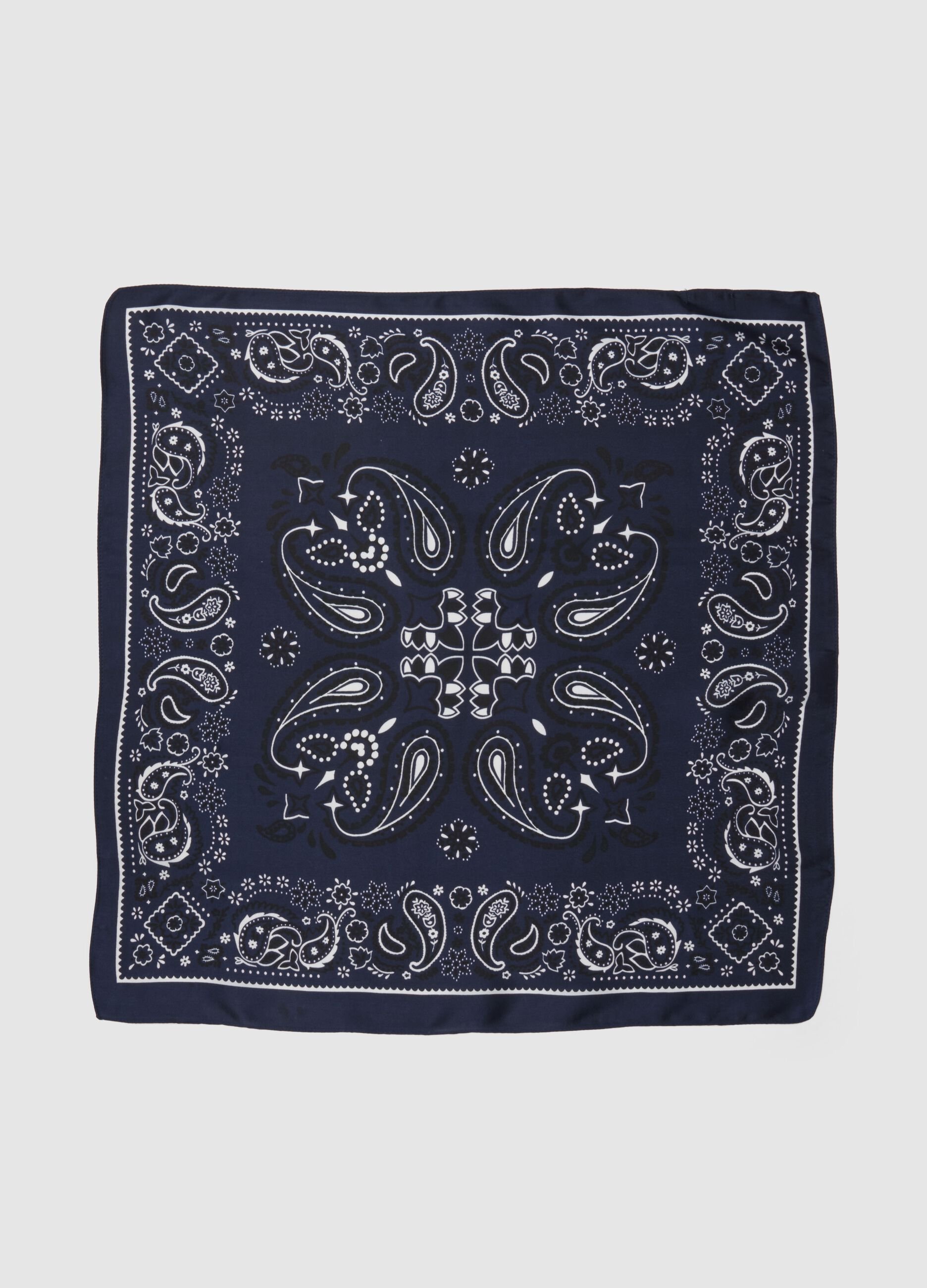 Blue pure cotton bandana regular fit with paisley pattern