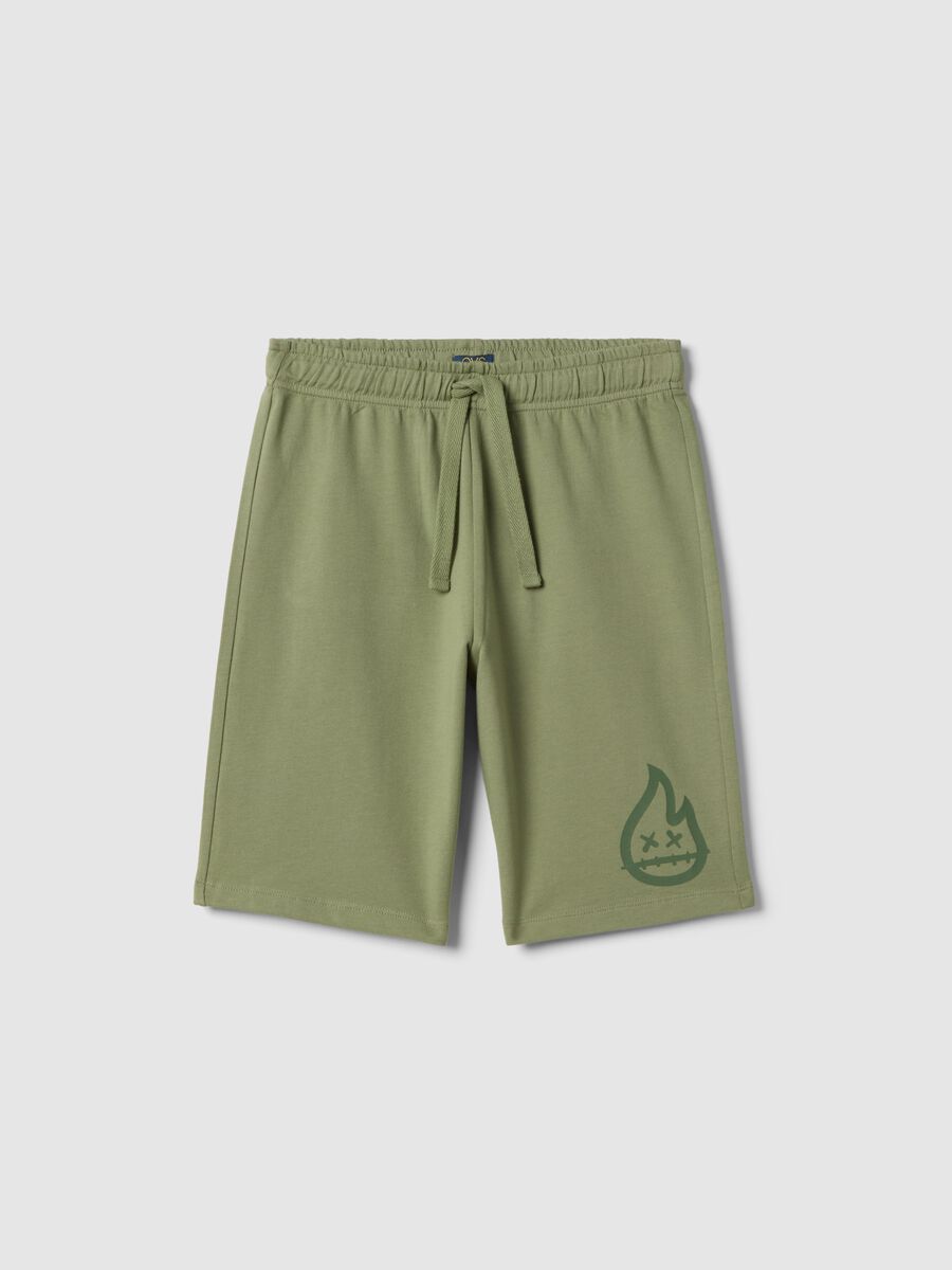 Green pure cotton shorts for boys regular fit_0