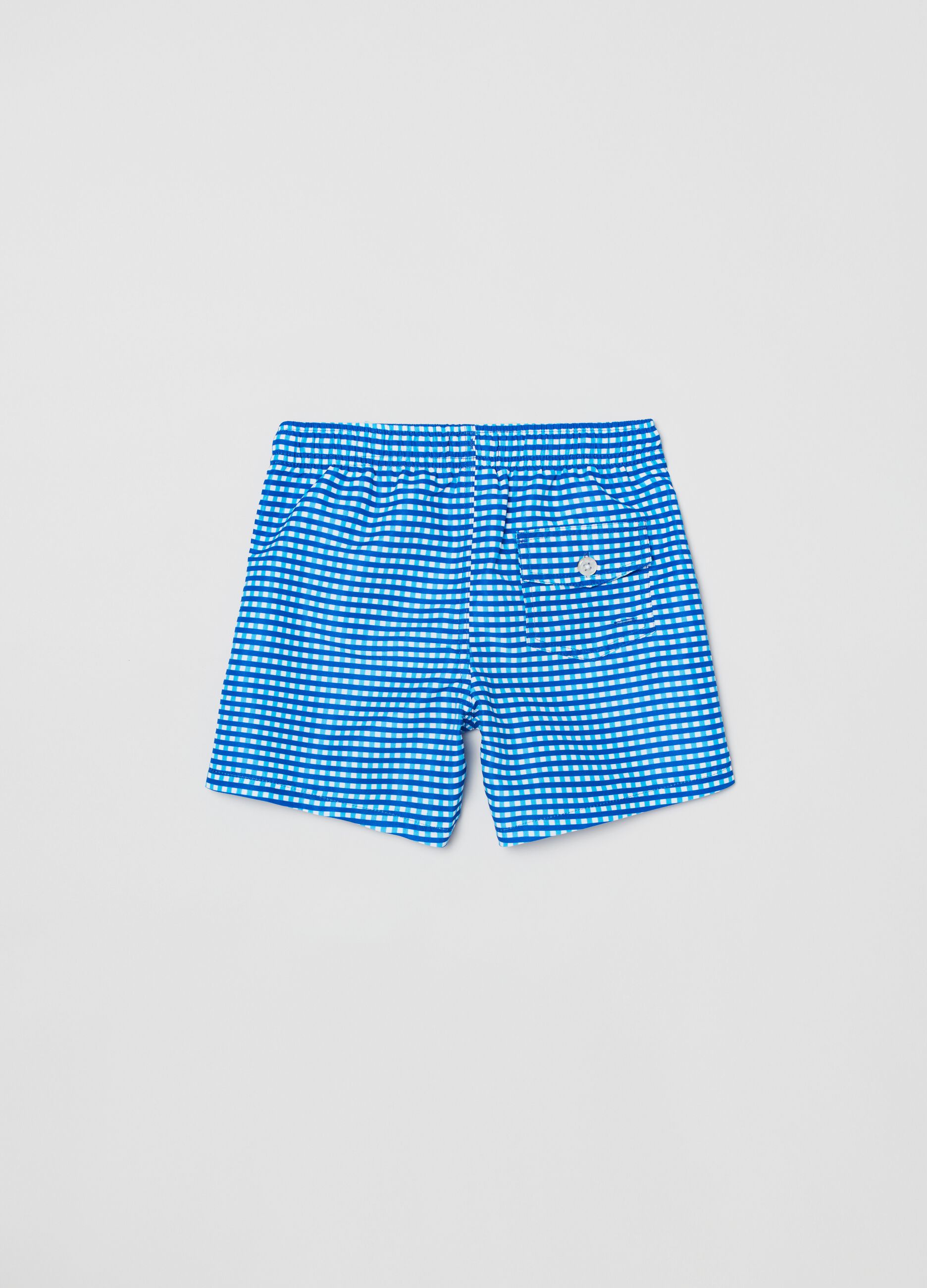 Swimming trunks with gingham pattern