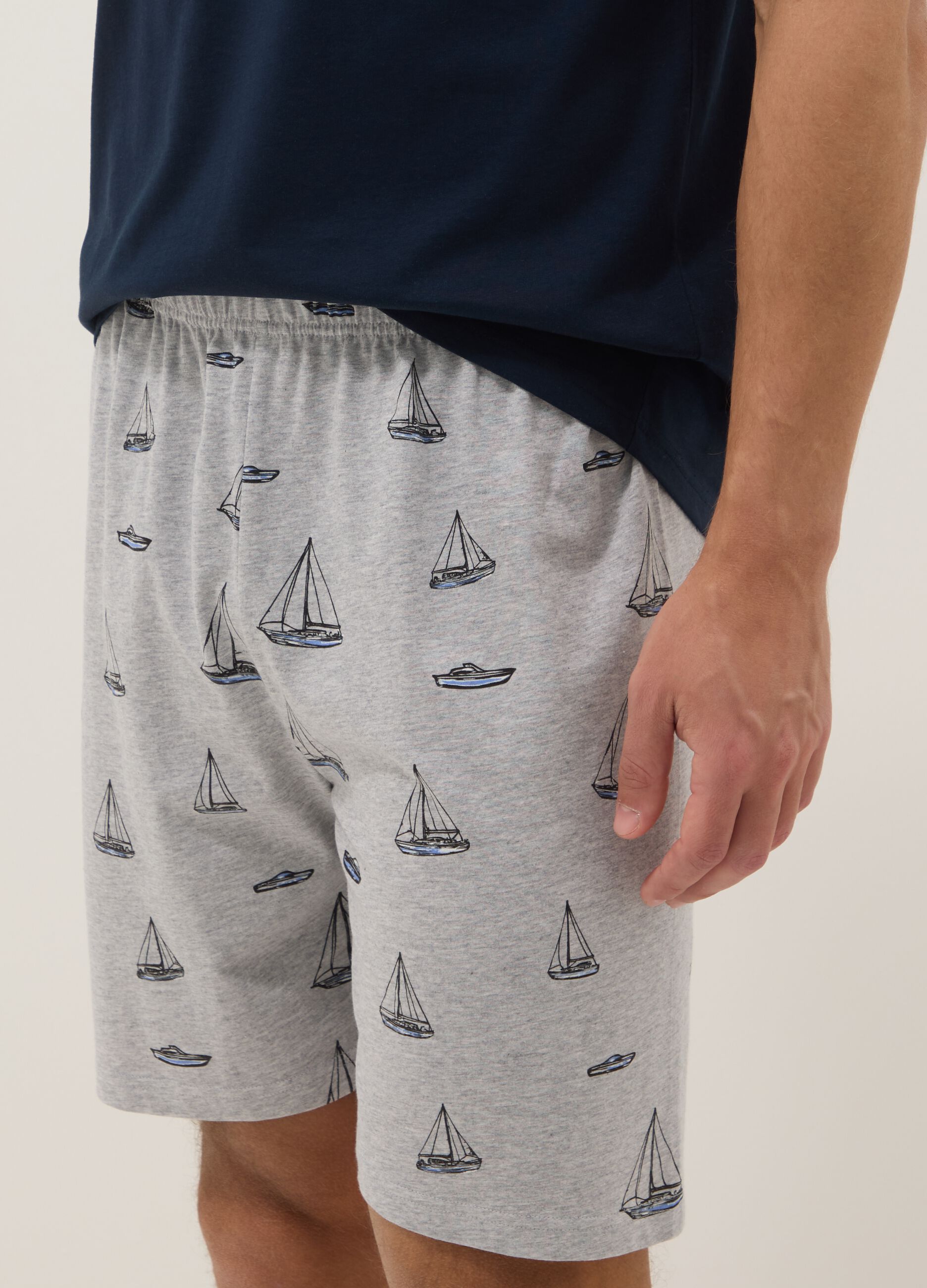 Multifarbene Pyjamas aus reiner Bio-Baumwolle im Regular Fit mit Prints