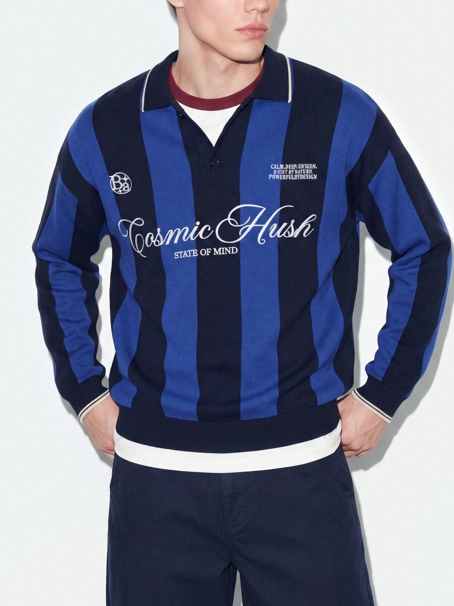 Camisola azul e preta em algod&atilde;o puro com gola polo e corte oversize_4