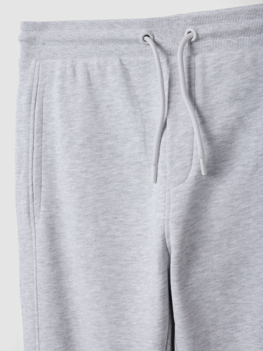 Graue Jogginghose aus Bio-Baumwolle_2