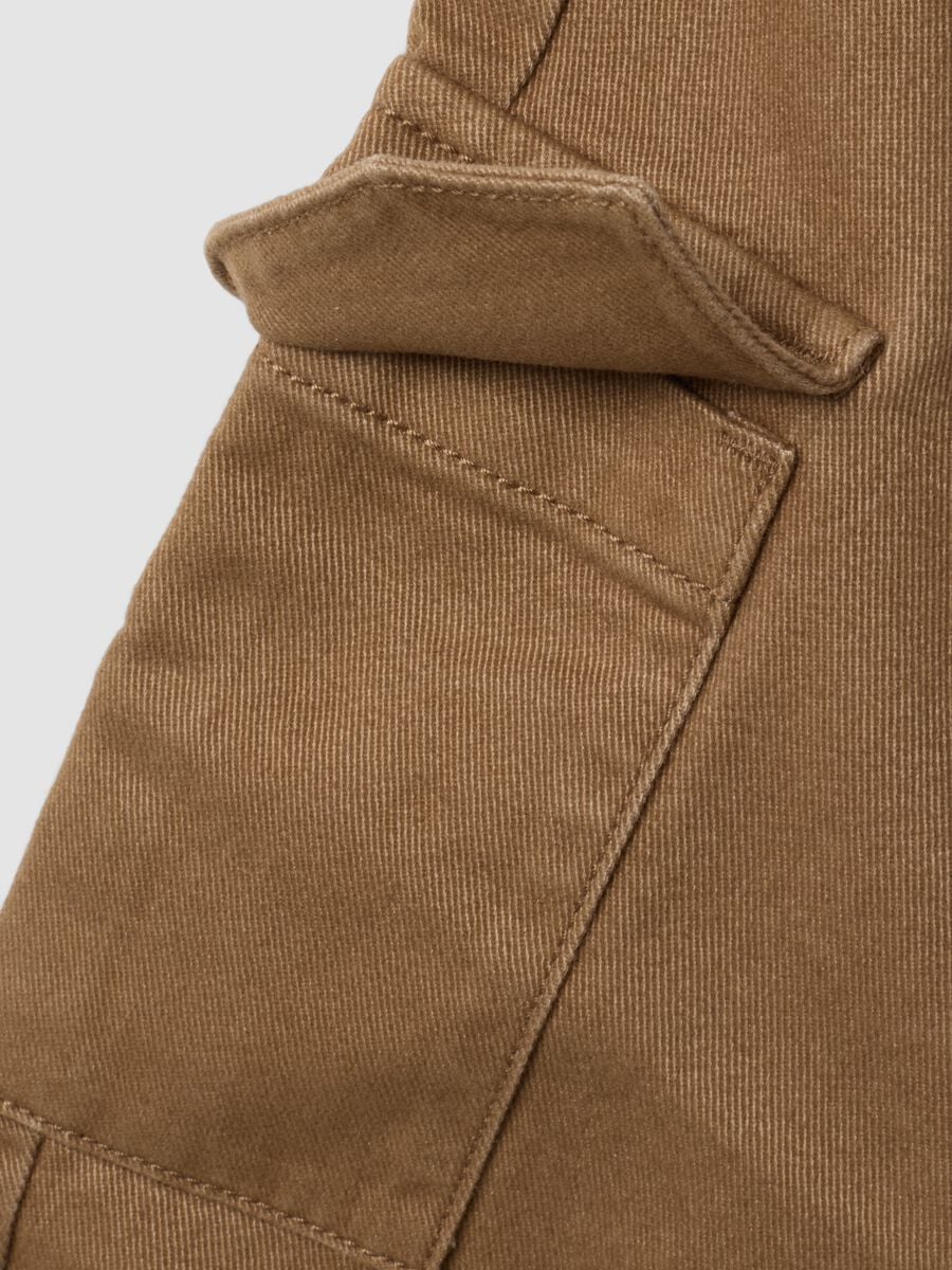 Pantaloni cargo marroni in puro cotone per bimbo_3