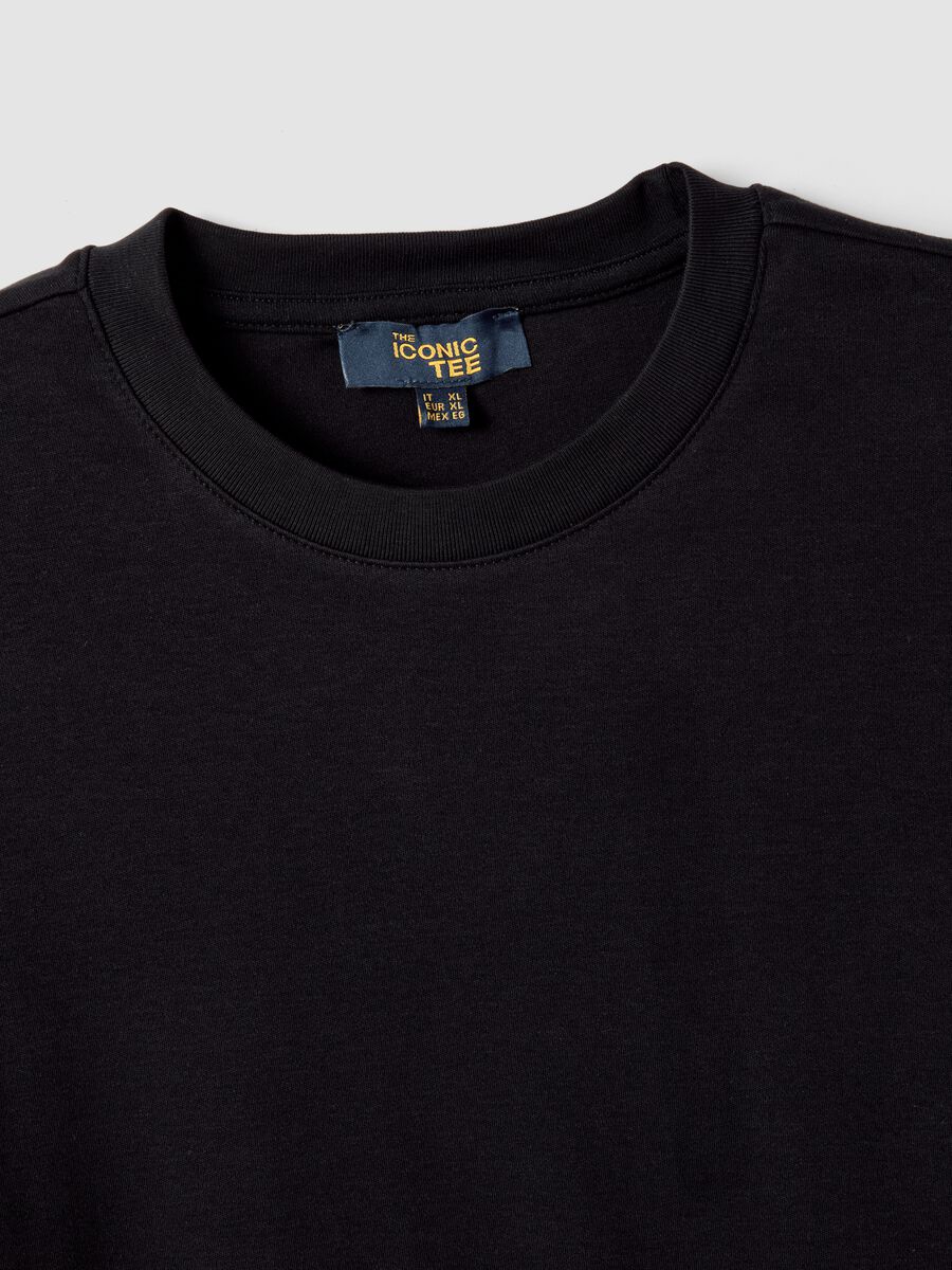 &Alpha;&nu;&delta;&rho;&iota;&kappa;ό &mu;&alpha;ύ&rho;&omicron; T-shirt &alpha;&pi;ό 100% &beta;&alpha;&mu;&beta;ά&kappa;&iota;, &kappa;&omicron;&nu;&tau;&omicron;&mu;ά&nu;&iota;&kappa;&omicron;, regular fit_6