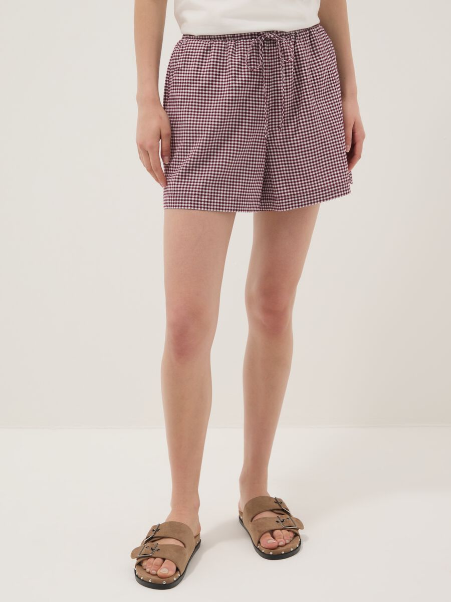 Purple stretch cotton shorts_1