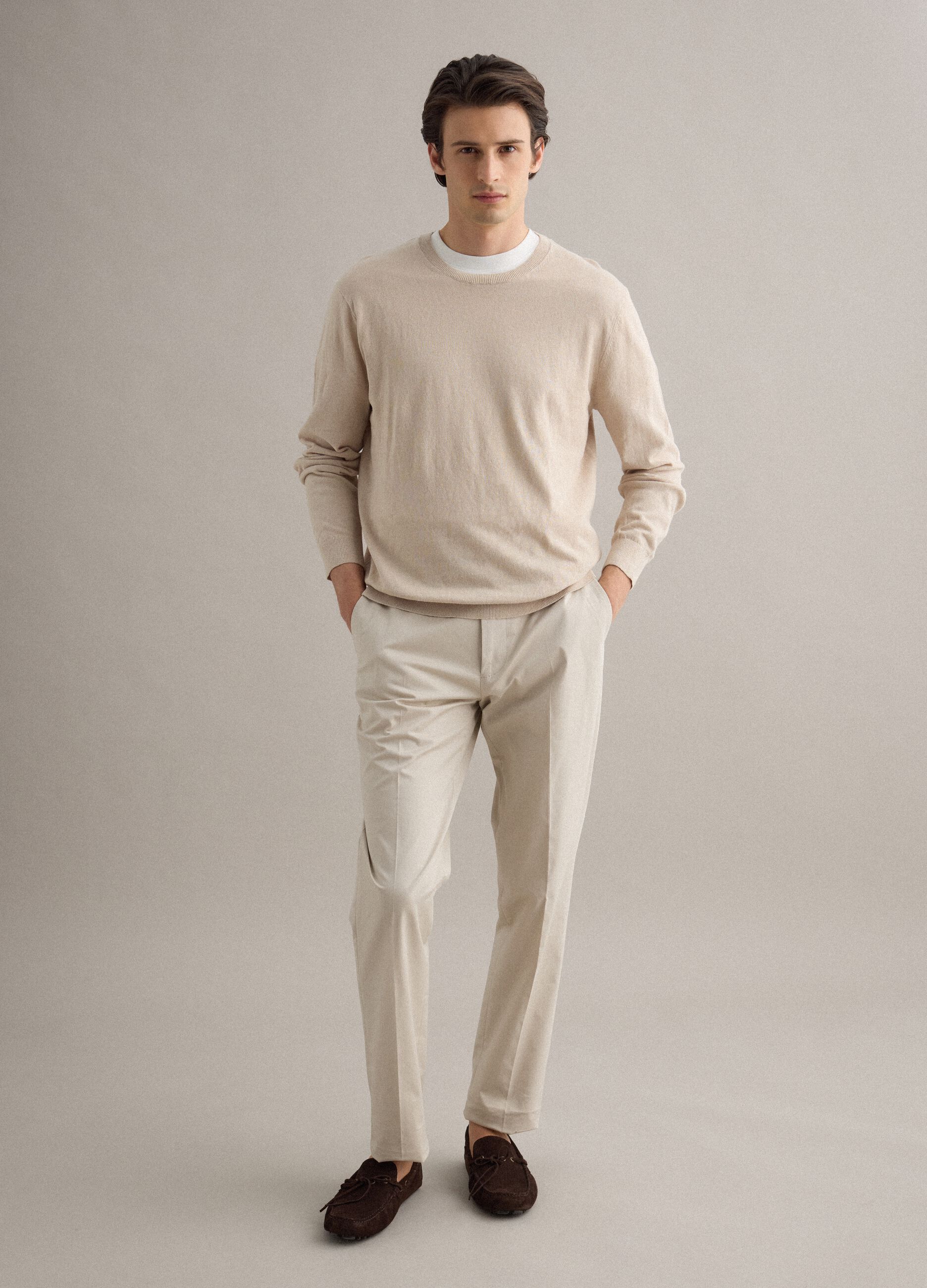 Beige Regular-Fit Pullover aus Baumwolle und Leinen mit Rundhalsausschnitt