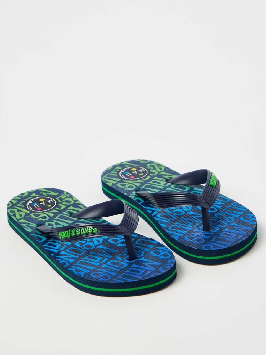 Thong sandals with print_2