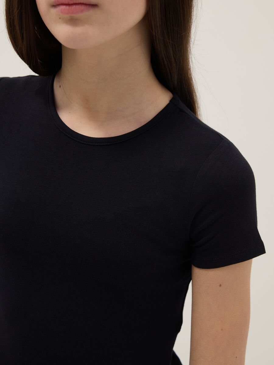 M&auml;dchen-Schwarzer Stretch-Baumwollbody im Fitted-Stil_2