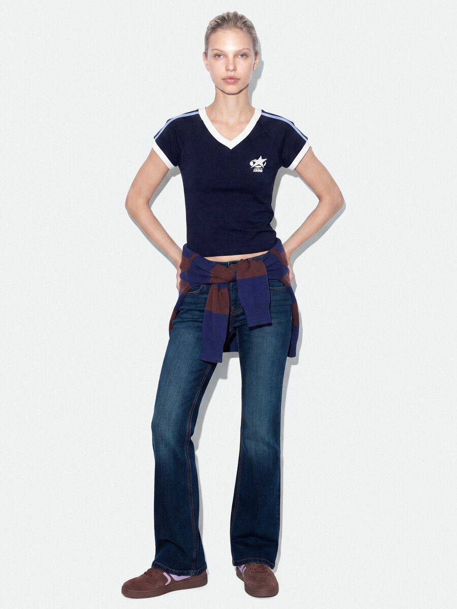 Blue pure cotton V-neck T-shirt with front print_1