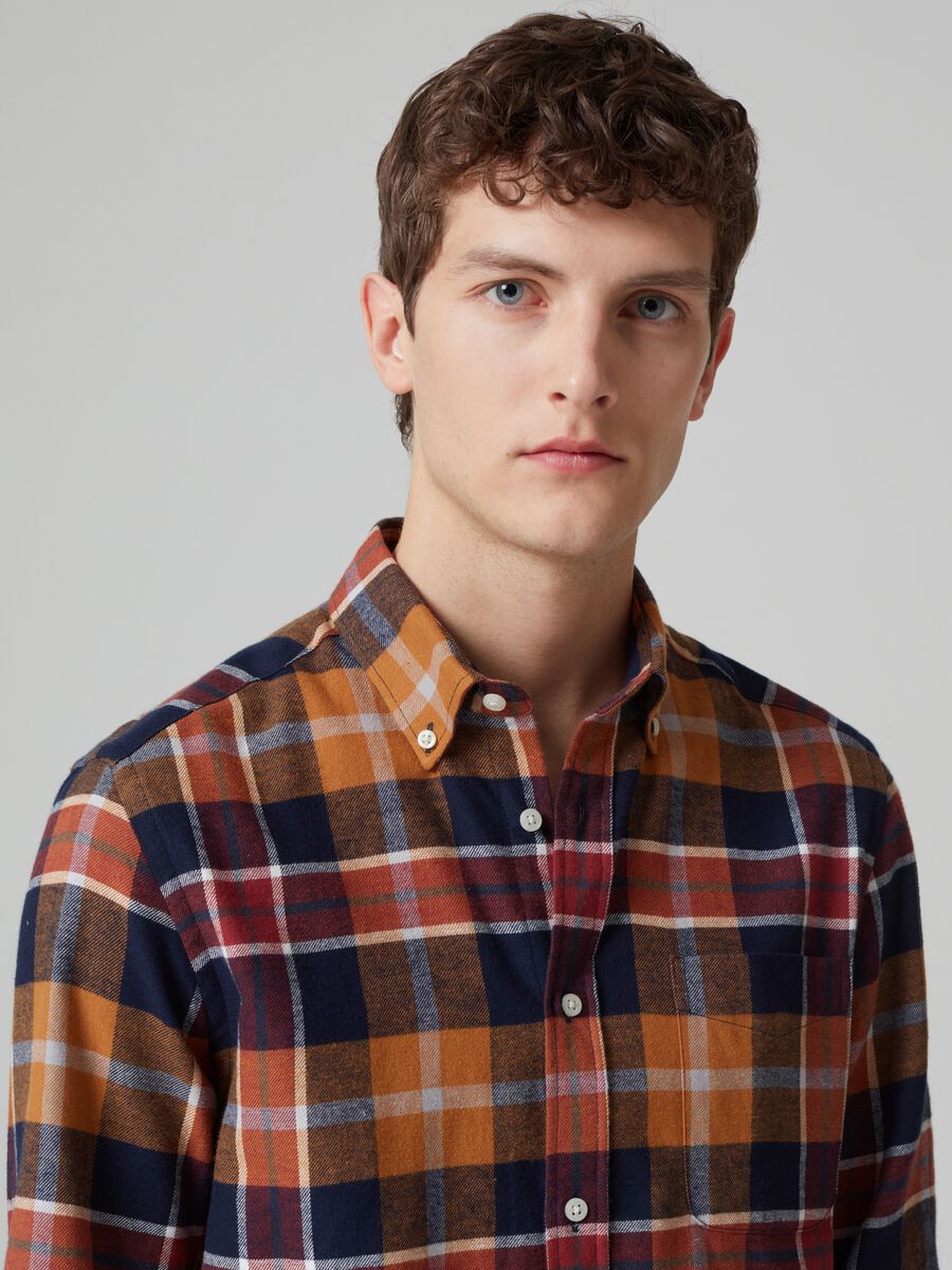 Flannel shirt with chequered pattern pocket_1