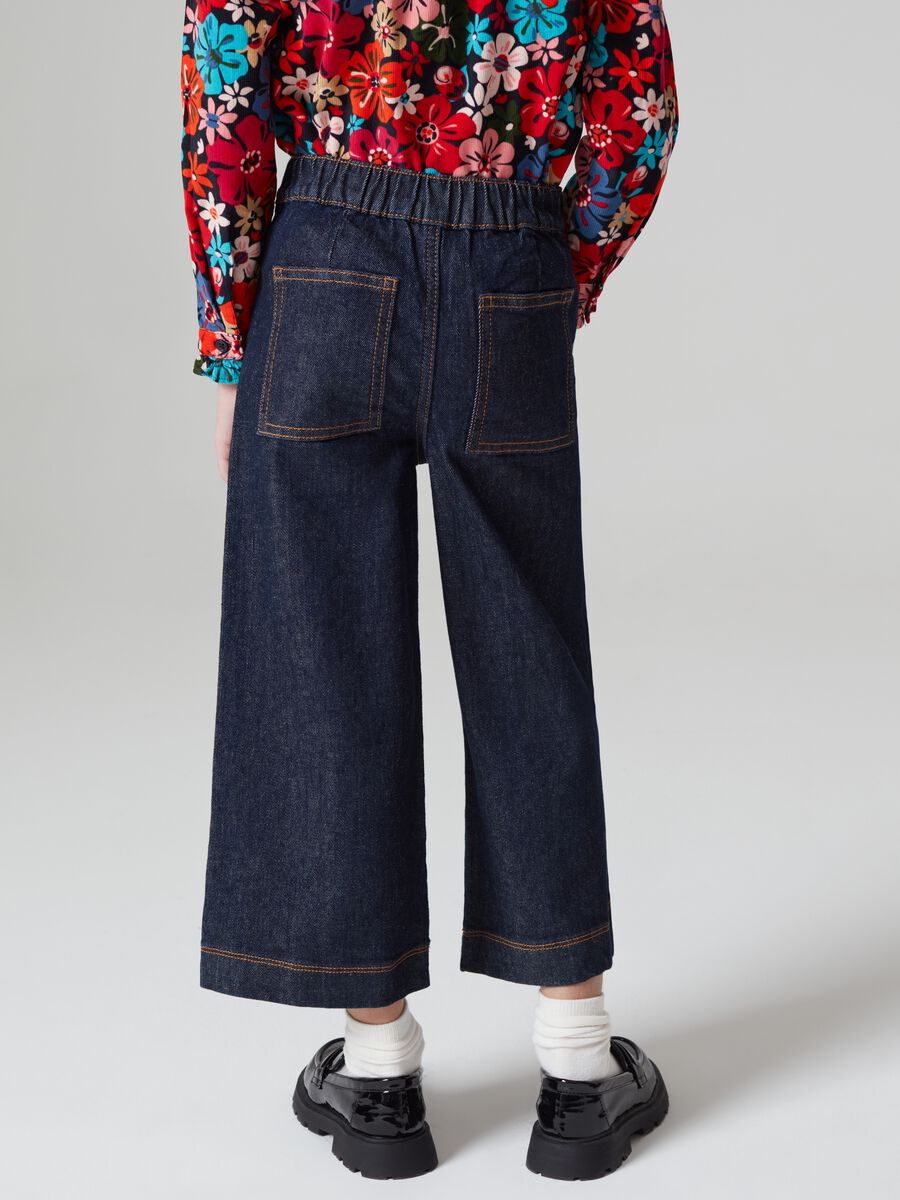 Wide-leg jeans with pockets_2
