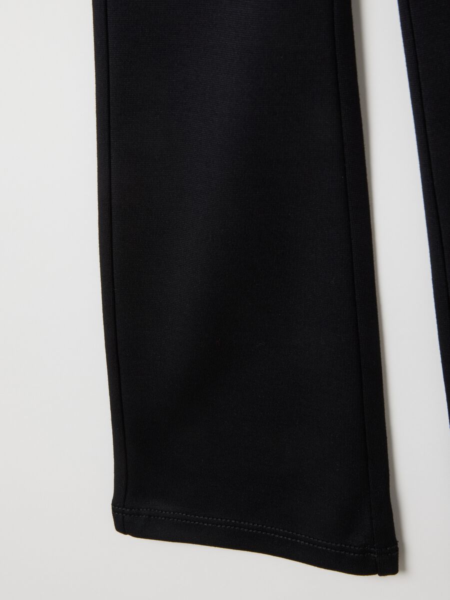 Leggings acampanados negros para niña_3