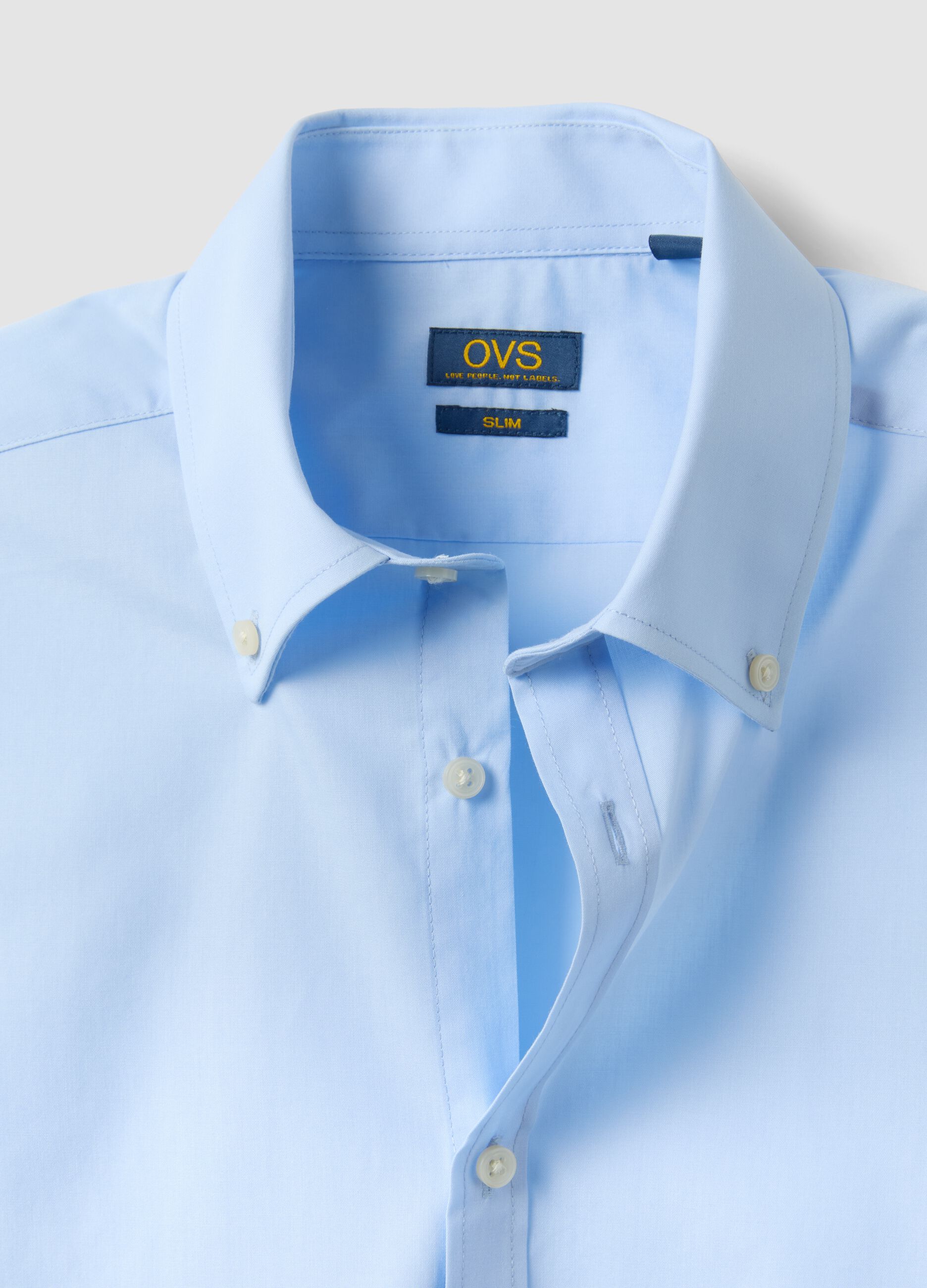 Camicia azzurra slim fit con colletto button down easy iron