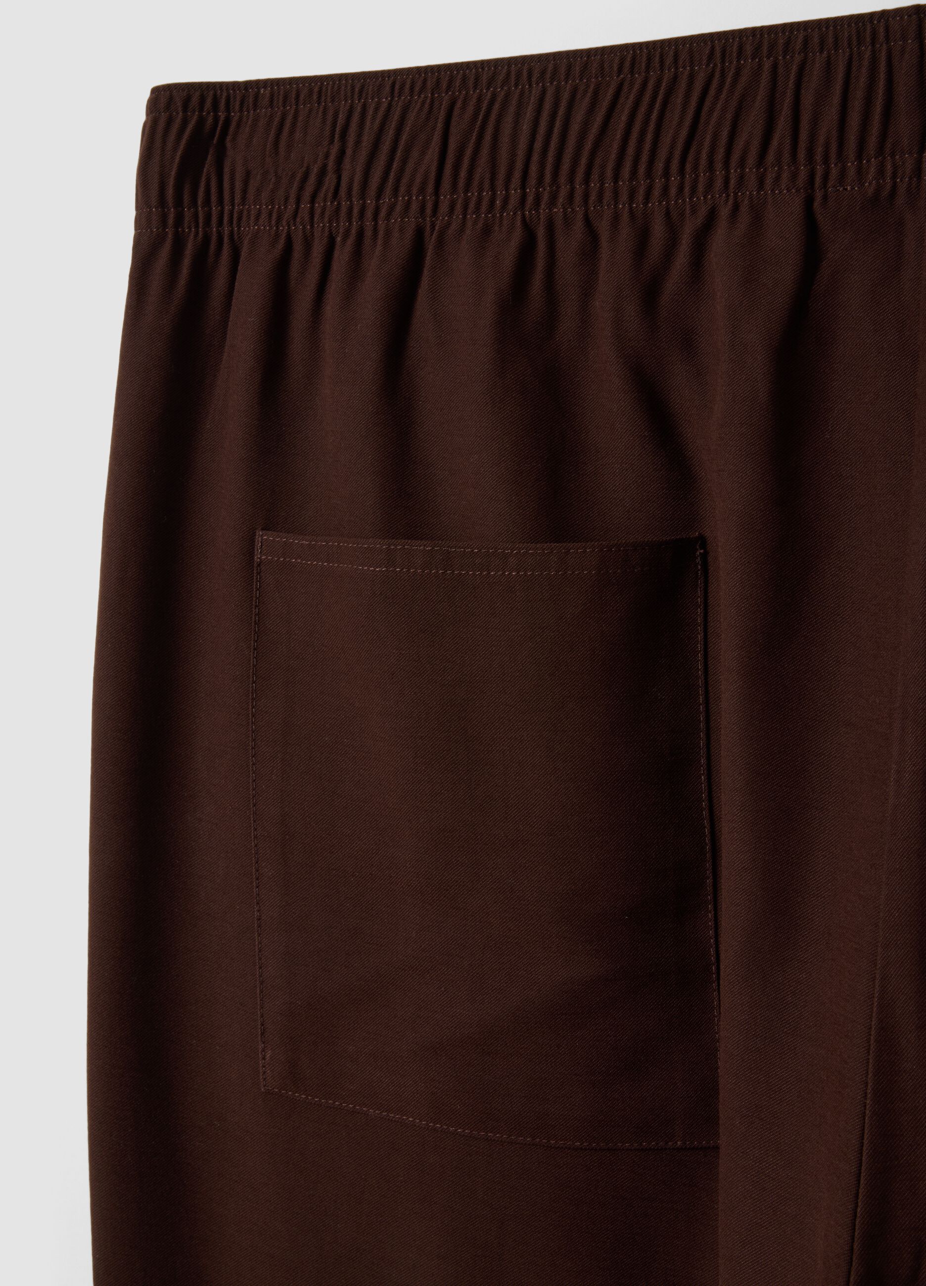Brown wide-leg trousers in a viscose blend