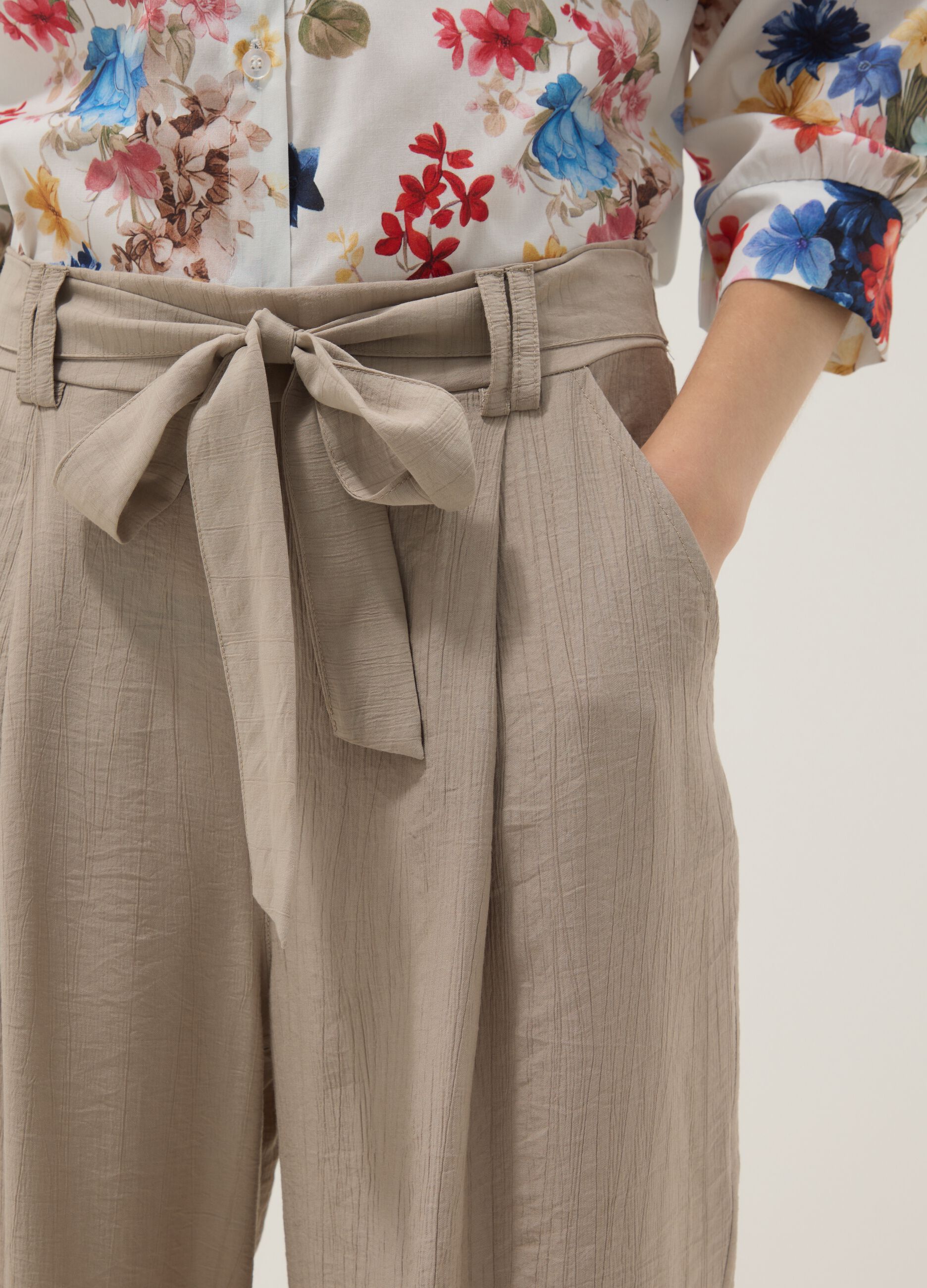 Beige viscose-blend trousers with belt