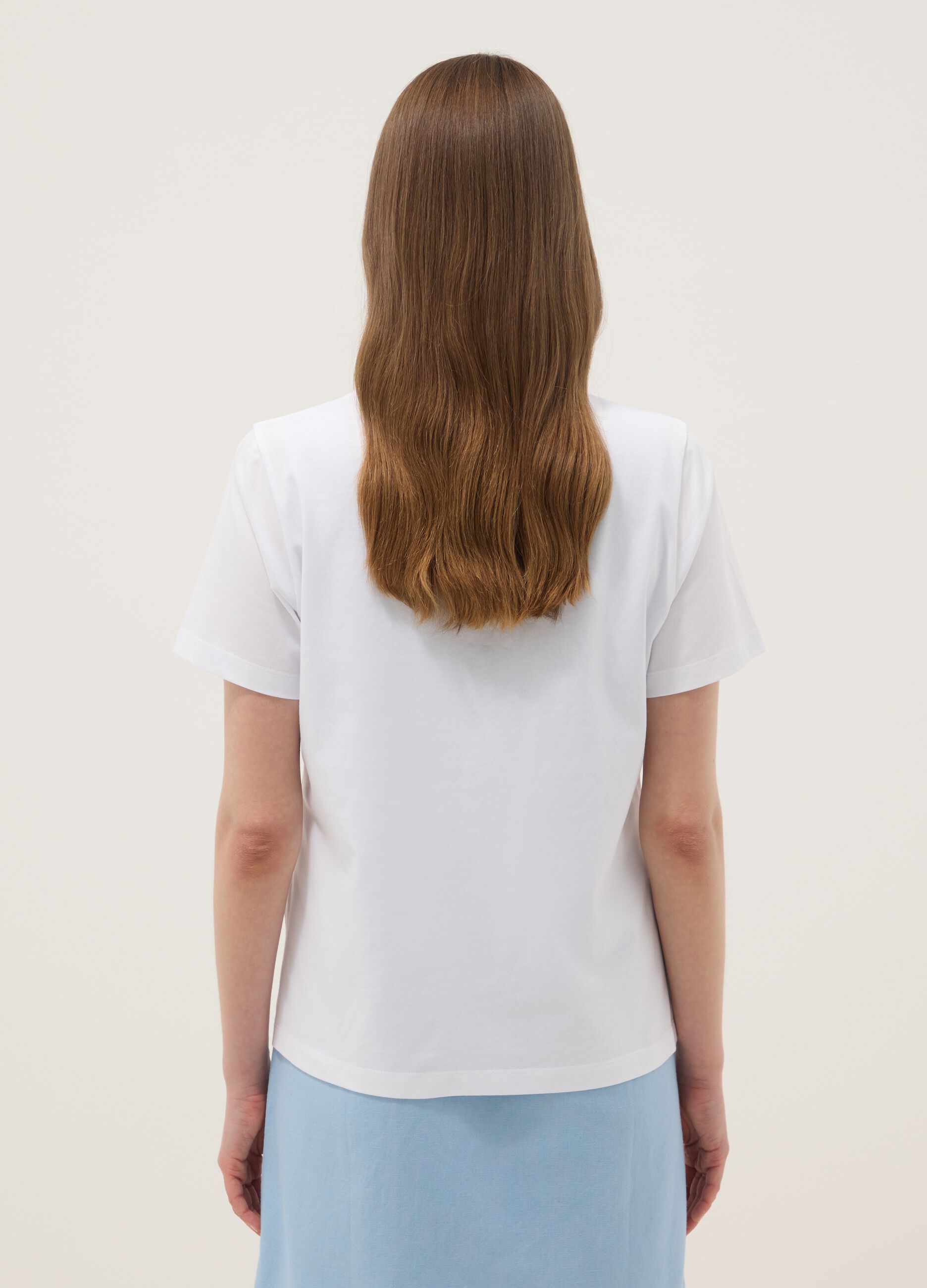 White 100% cotton T-shirt with front print