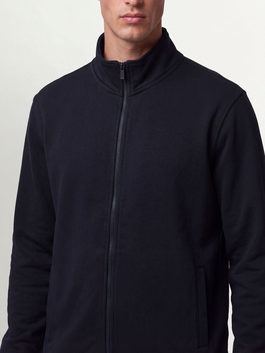Blue cotton-blend sweatshirt with crew neck and zip, regular fit_3