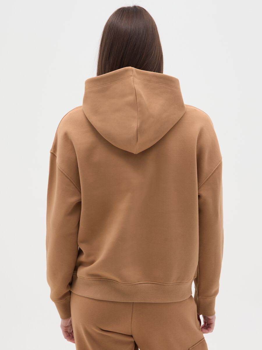 Brown cotton blend regular fit hoodie_2