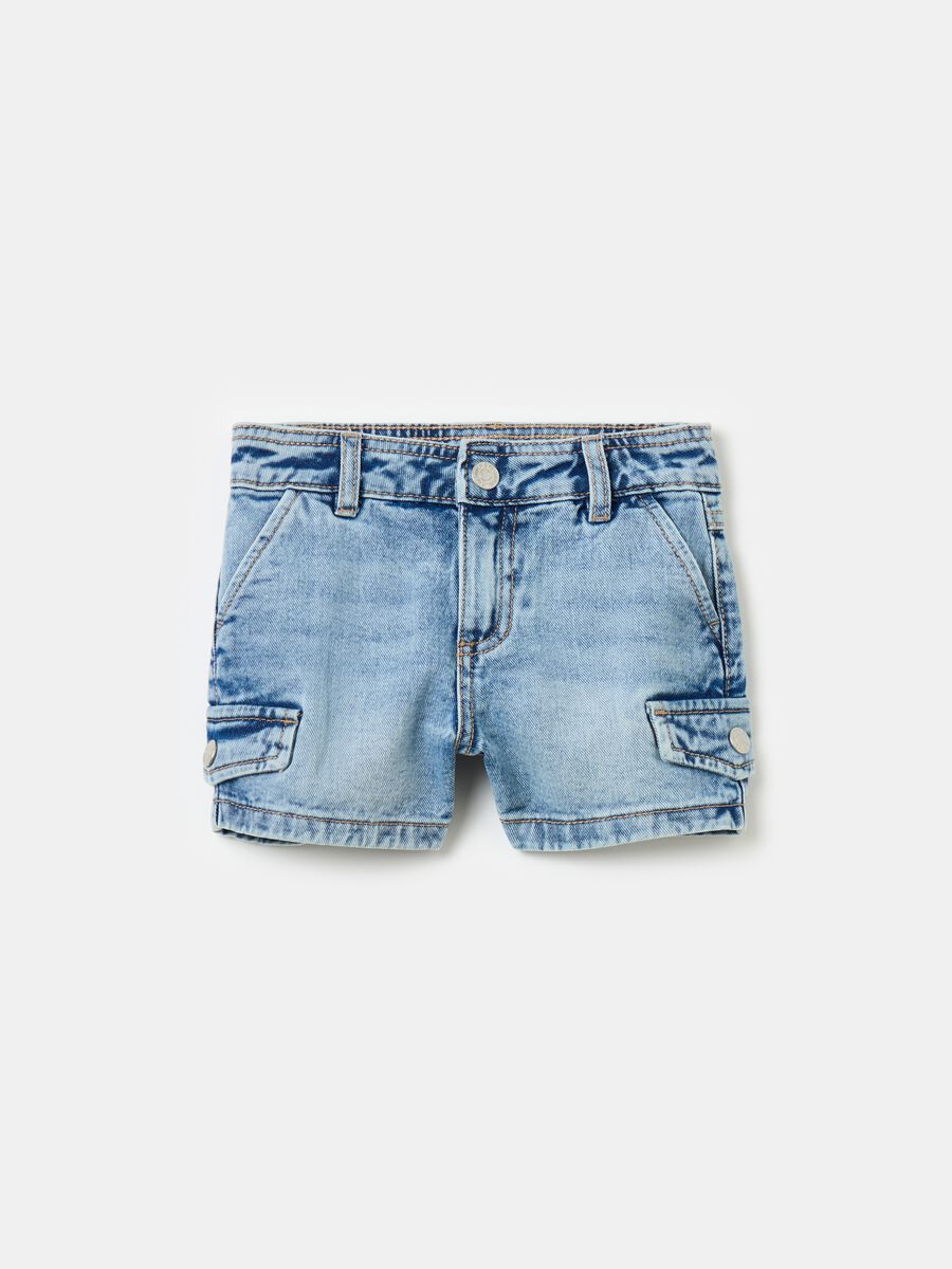Denim shorts with pockets_0