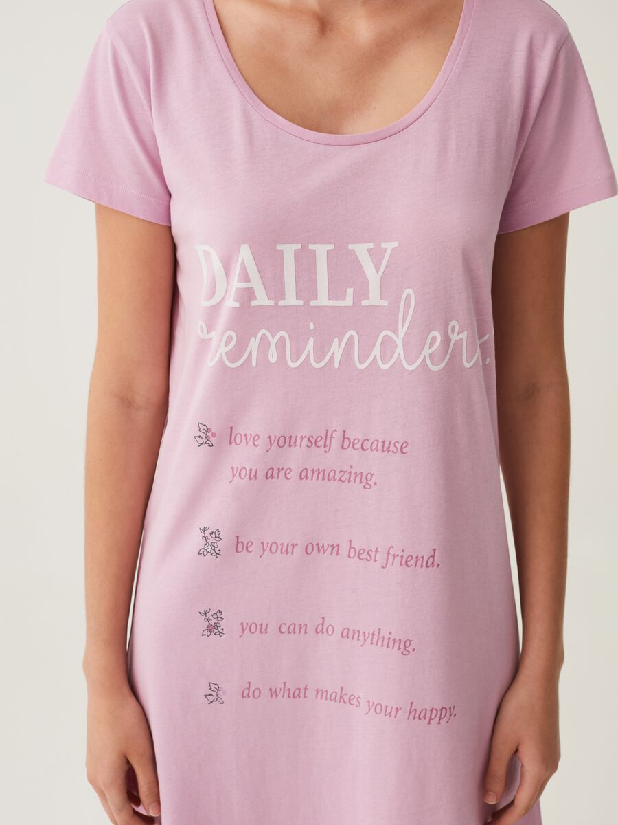 Short nightdress with lettering print_3
