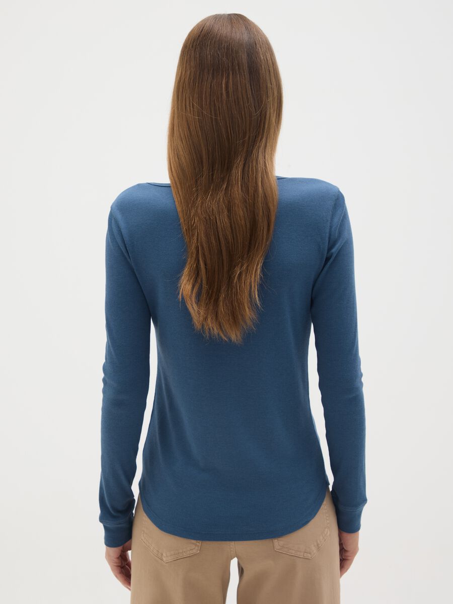 Long-sleeve blue maternity T-shirt with stretch fabric_3