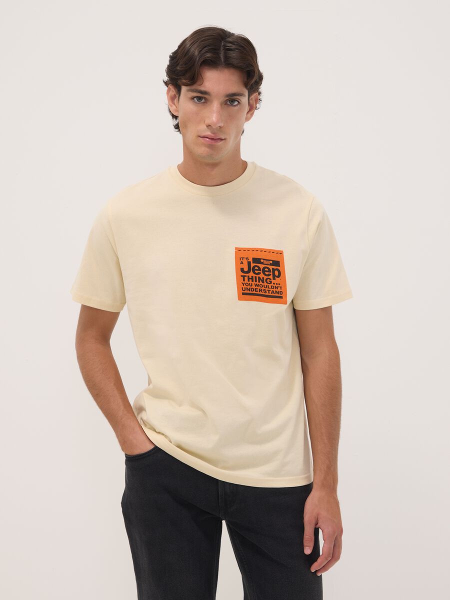 Beiges T-Shirt aus reiner Baumwolle mit Rundhalsausschnitt und Jeep-Print_1