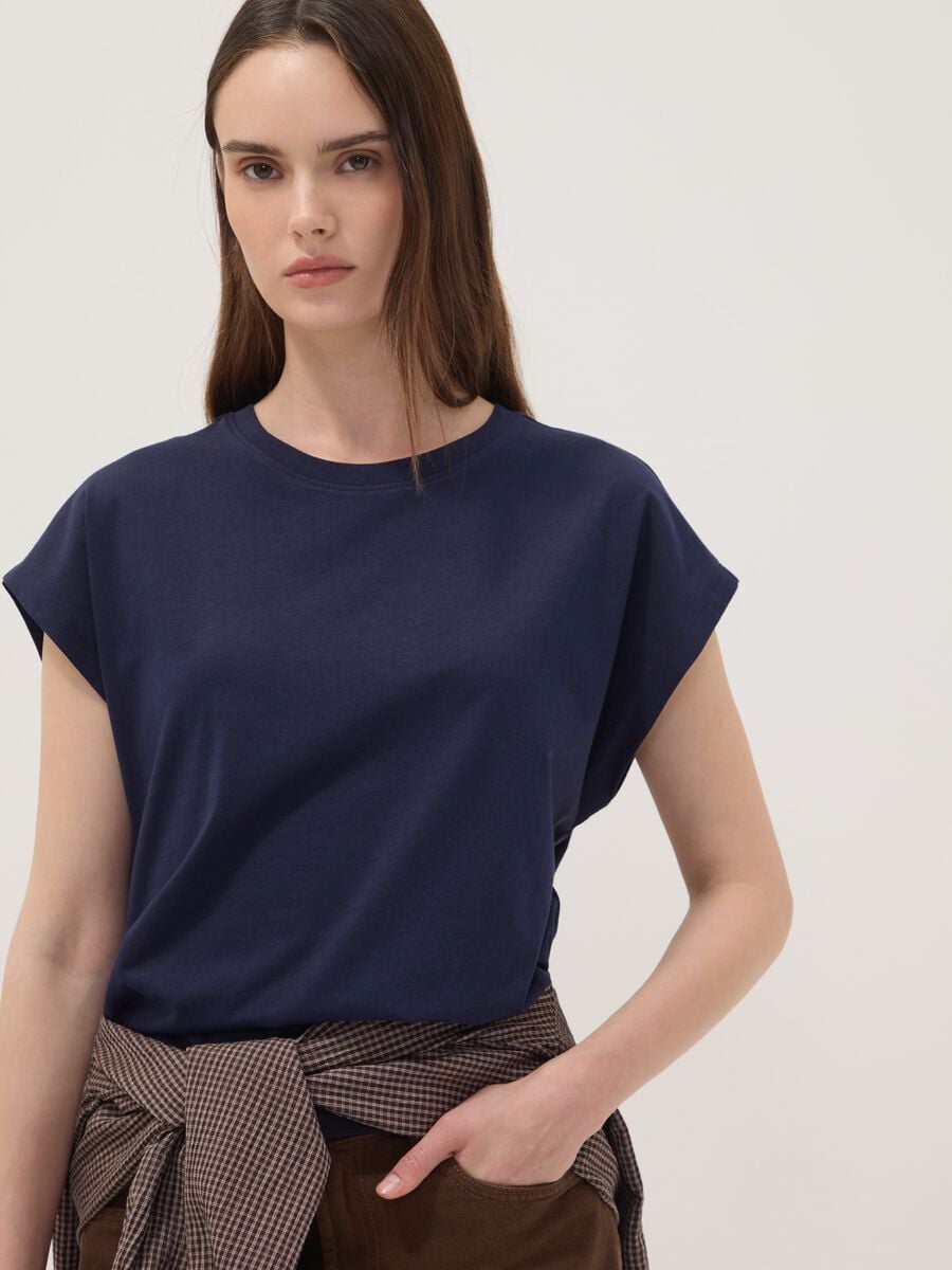 &Mu;&pi;&lambda;&epsilon; T-shirt &alpha;&pi;ό 100% &beta;&alpha;&mu;&beta;ά&kappa;&iota; &mu;&epsilon; &kappa;&omicron;&nu;&tau;ό &mu;&alpha;&nu;ί&kappa;&iota;, &kappa;&alpha;&nu;&omicron;&nu;&iota;&kappa;ή &epsilon;&phi;&alpha;&rho;&mu;&omicron;&gamma;ή_1