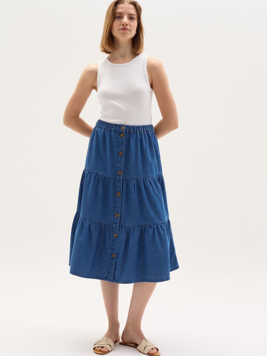 Tiered midi skirt in denim with buttons_0
