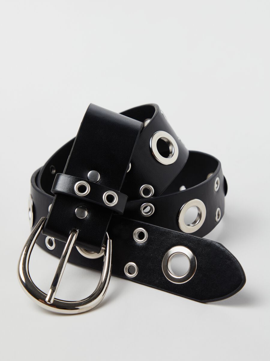 Belt with studs with holes_2