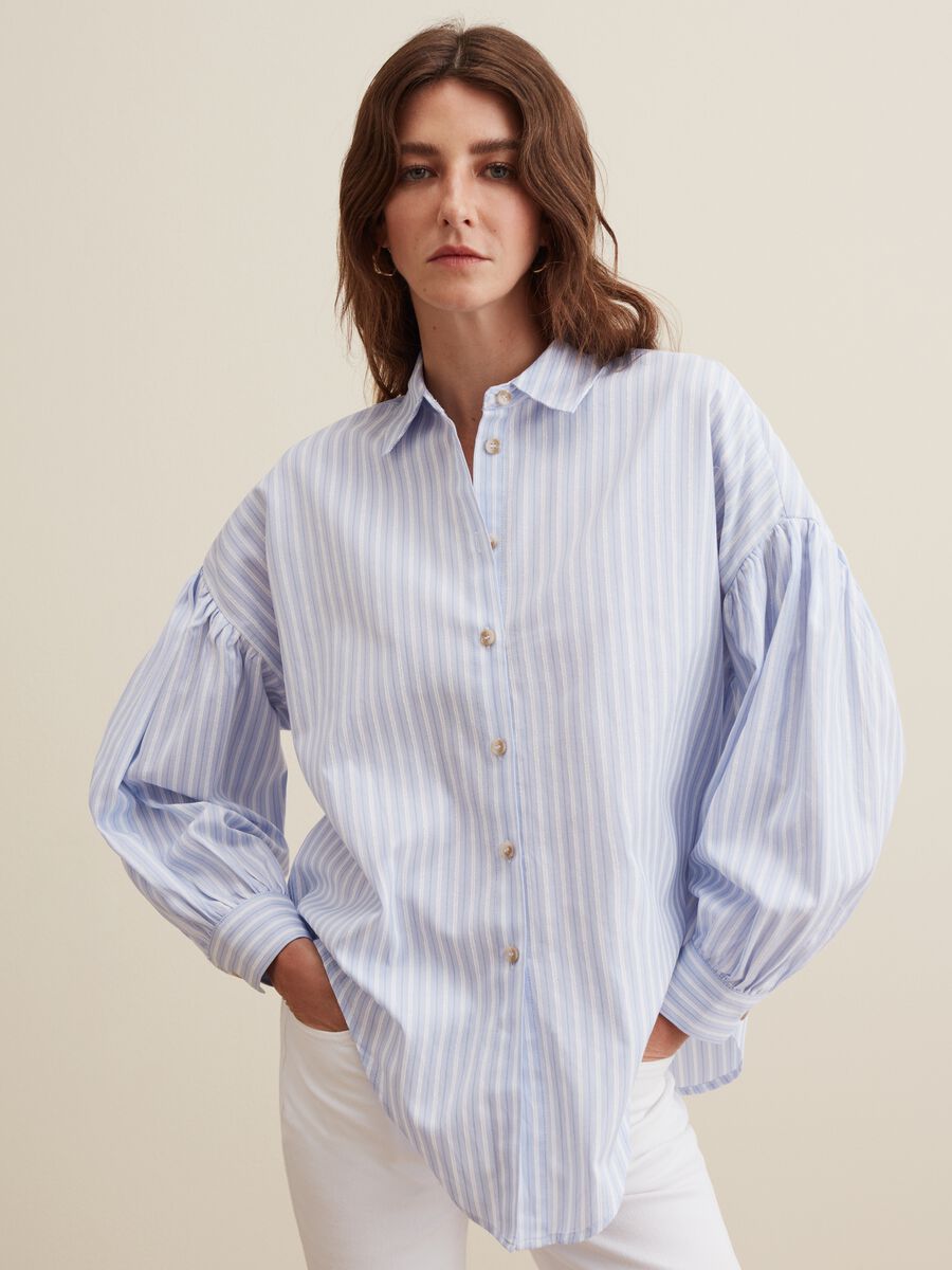 Oversized striped shirt with puff sleeves_1