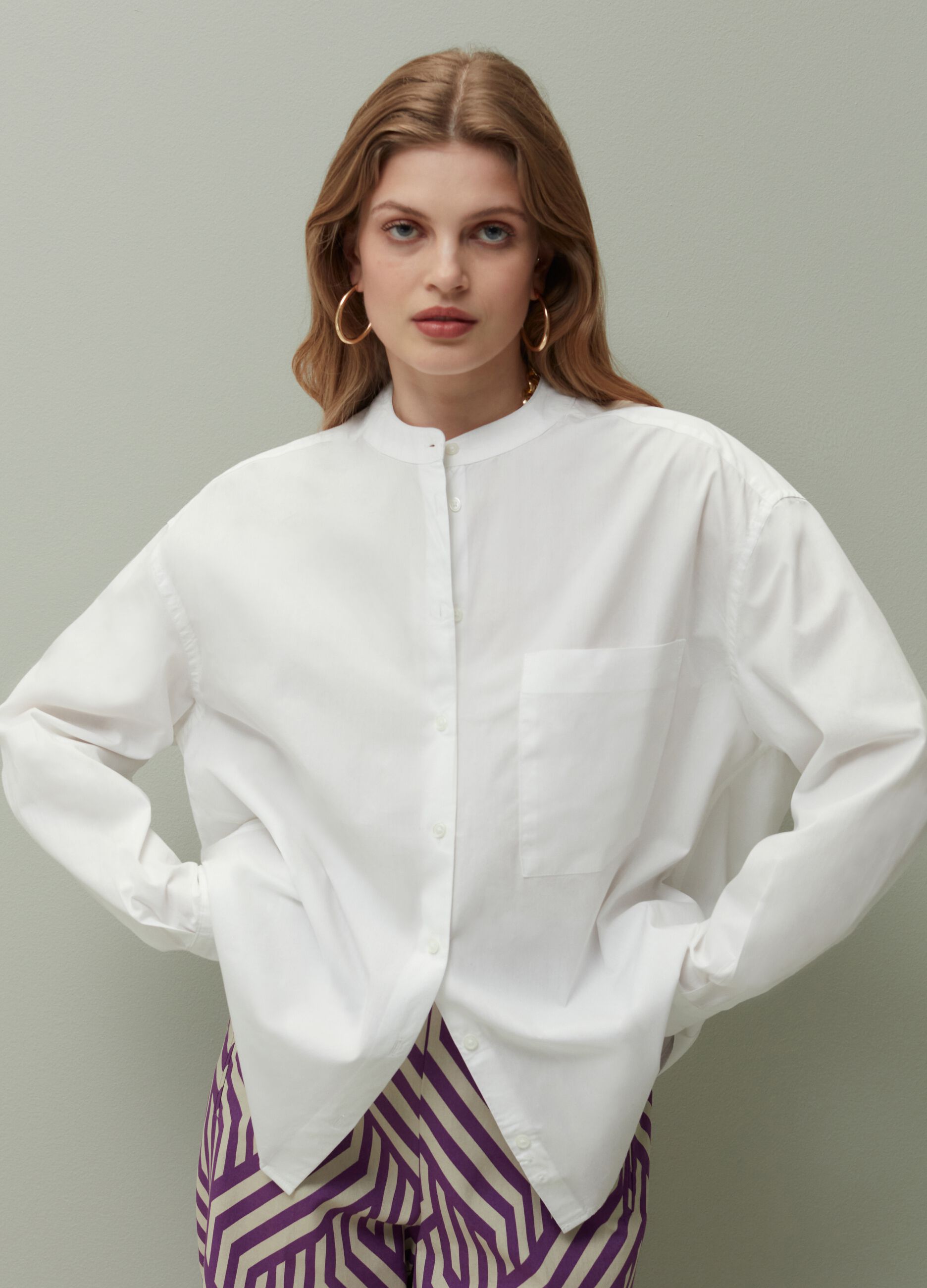 Relaxed-fit shirt with band collar