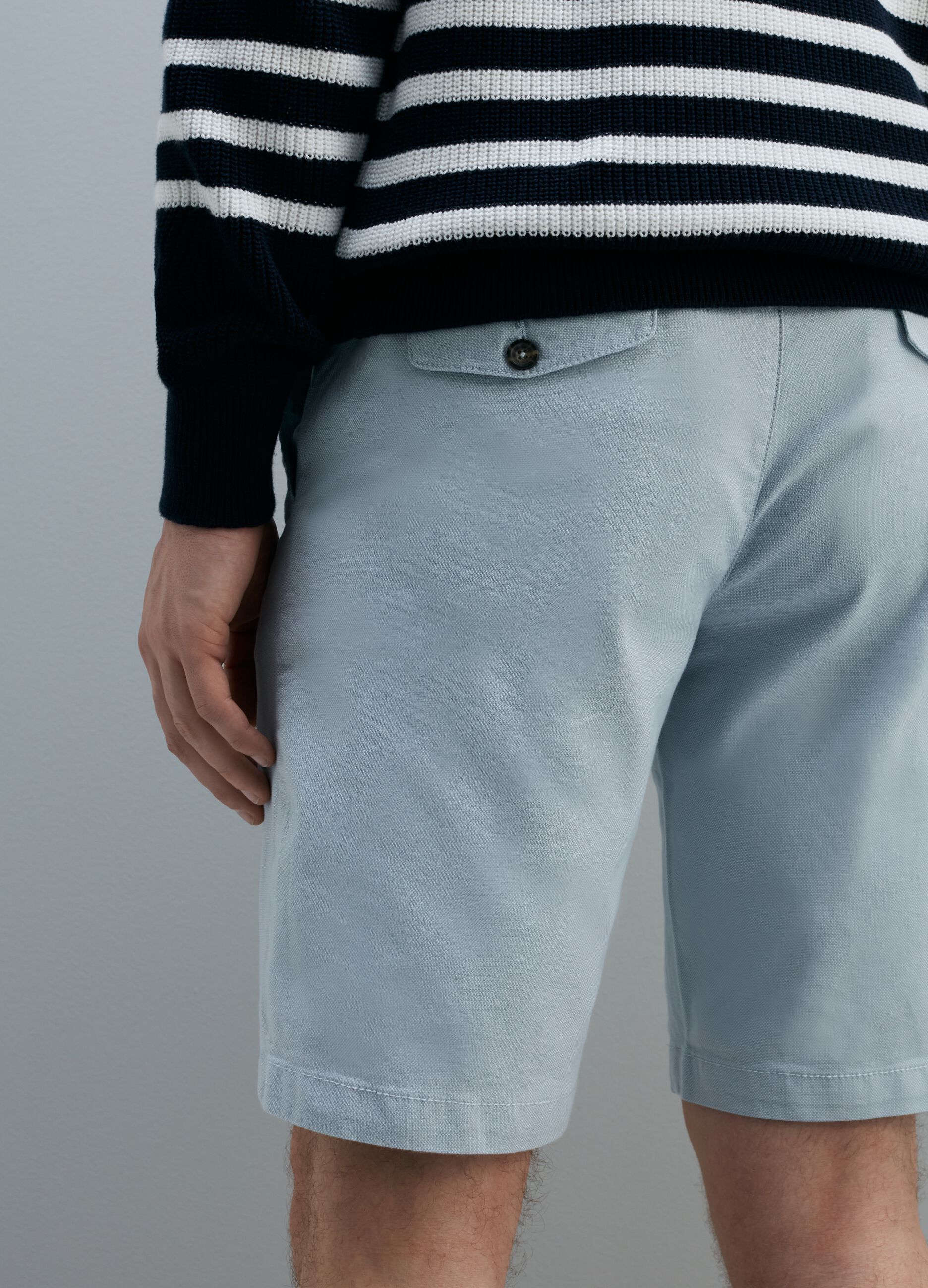 Slim-fit cotton chino Bermuda shorts in Oxford cotton