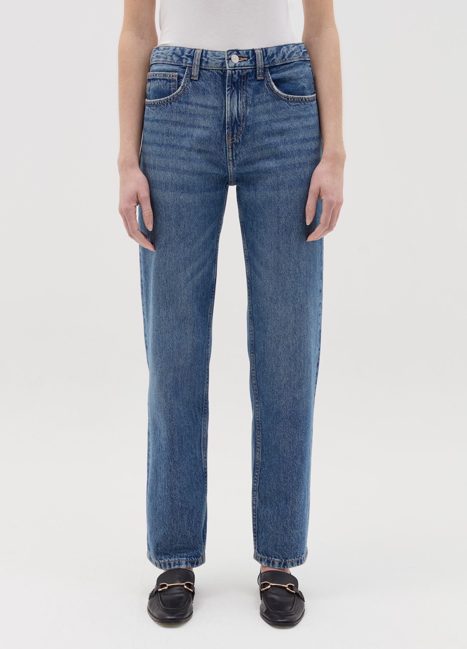 Five-pocket,straight-fit jeans