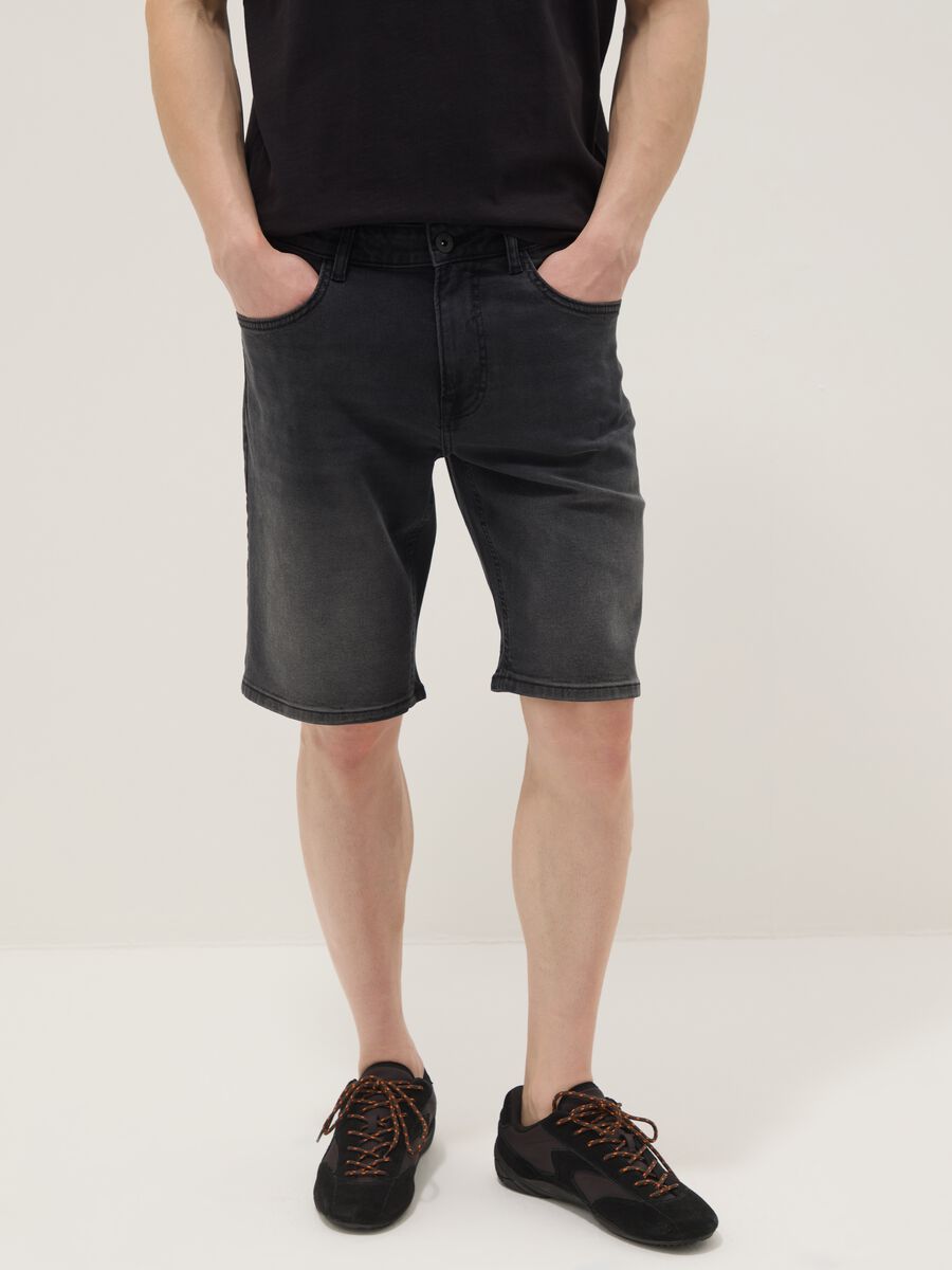 Grey stretch cotton denim Bermuda shorts_2