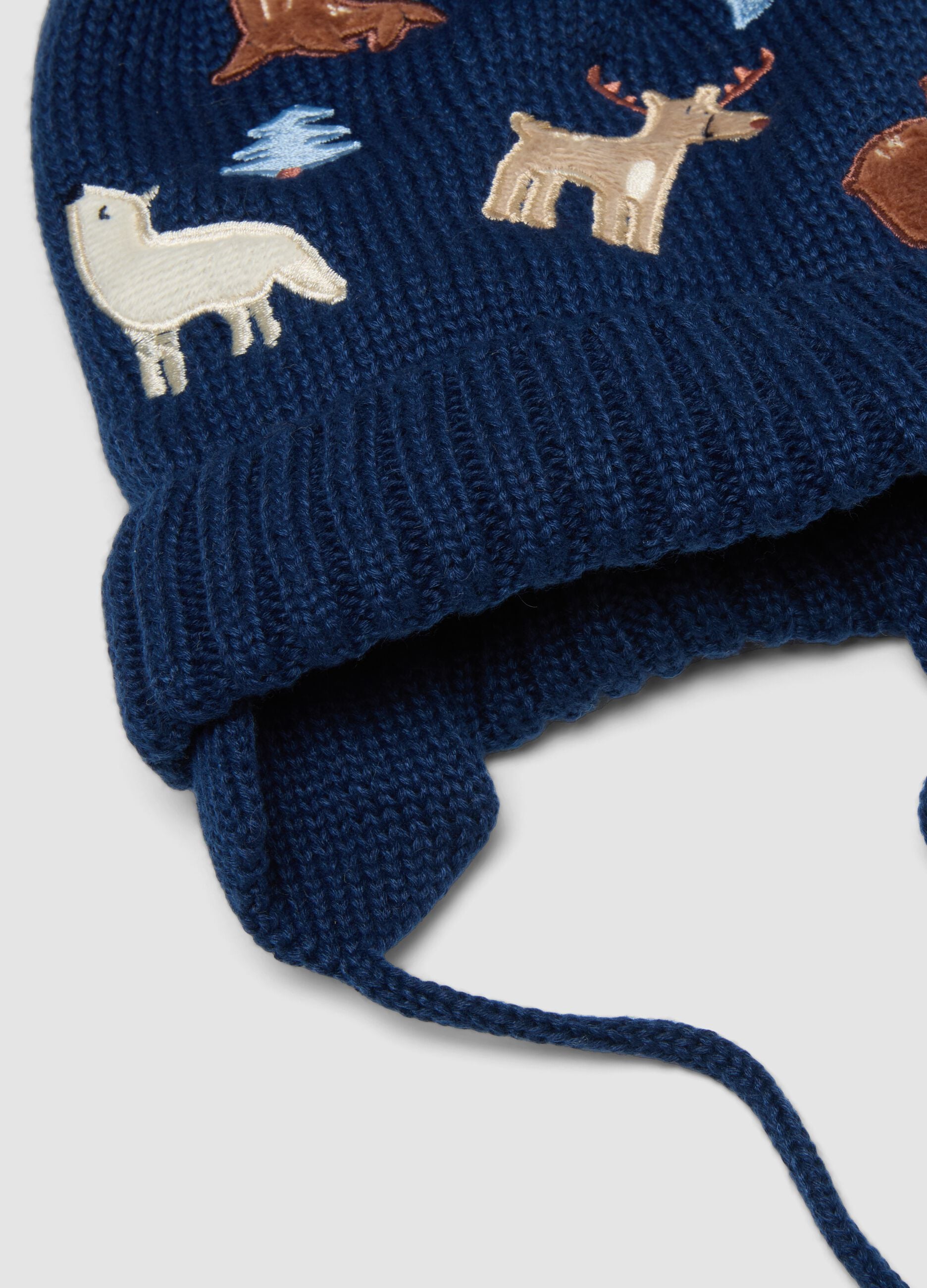 Set blu con cappello e muffole in maglia jacquard
