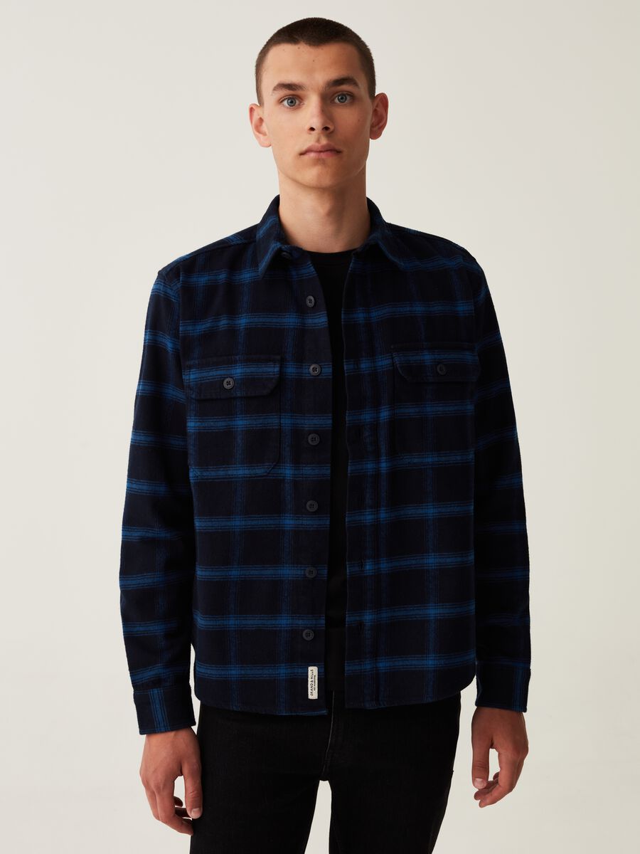 Flannel shacket with check pattern_0