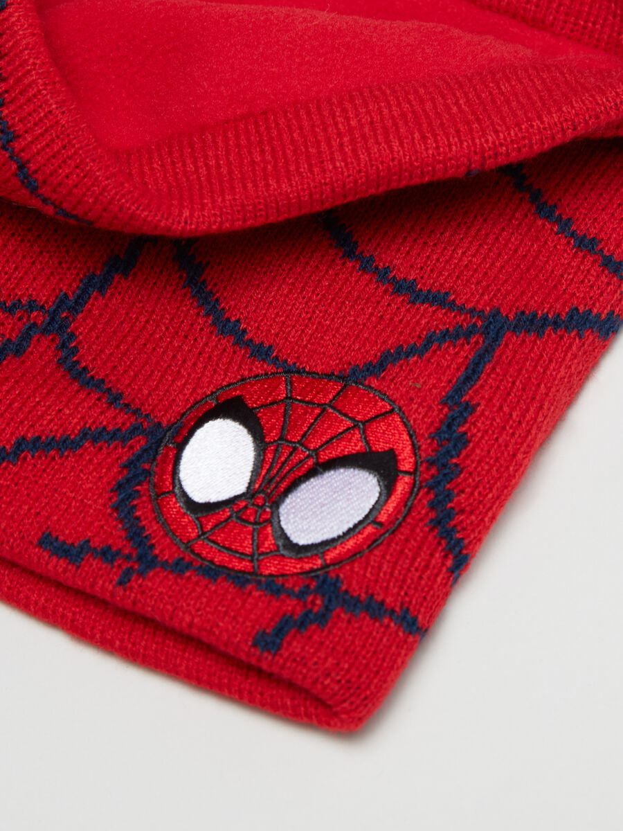 Knitted neck warmer with Spider-Man patch_2