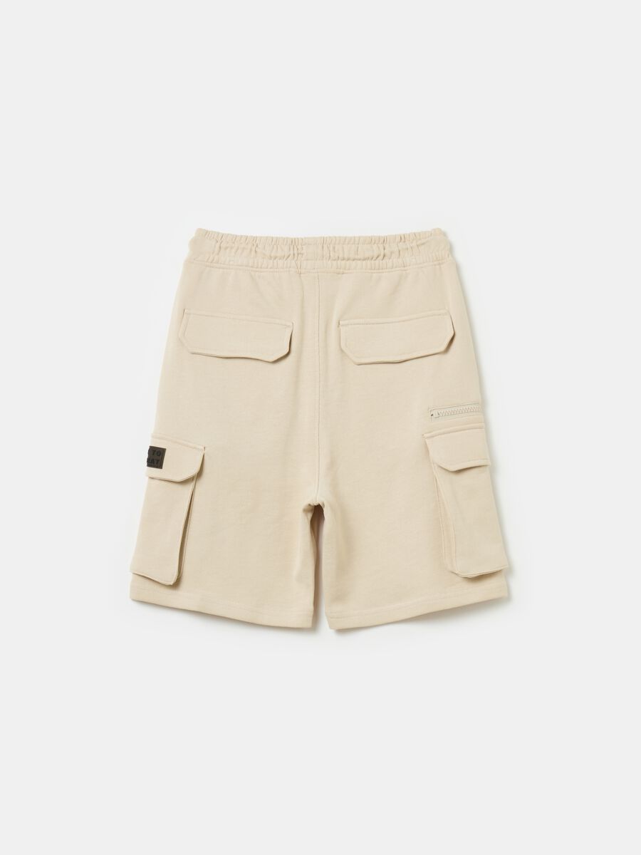 Shorts cargo in French Terry con coulisse_2